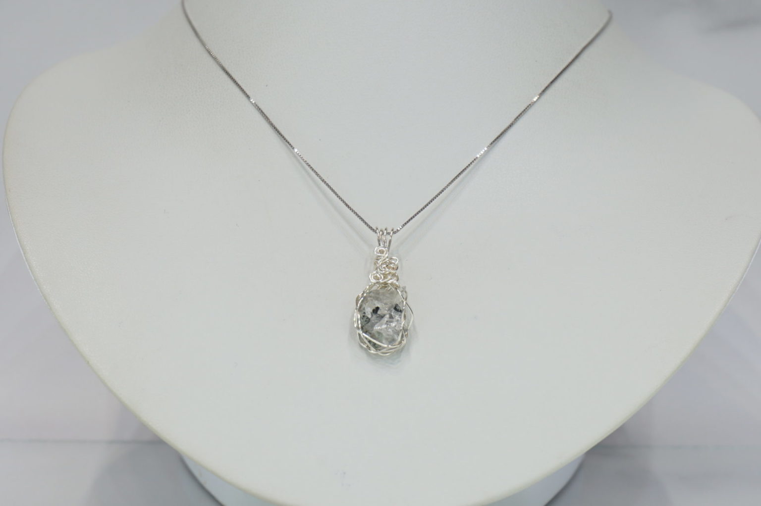 russian-phenakite-wirependant18