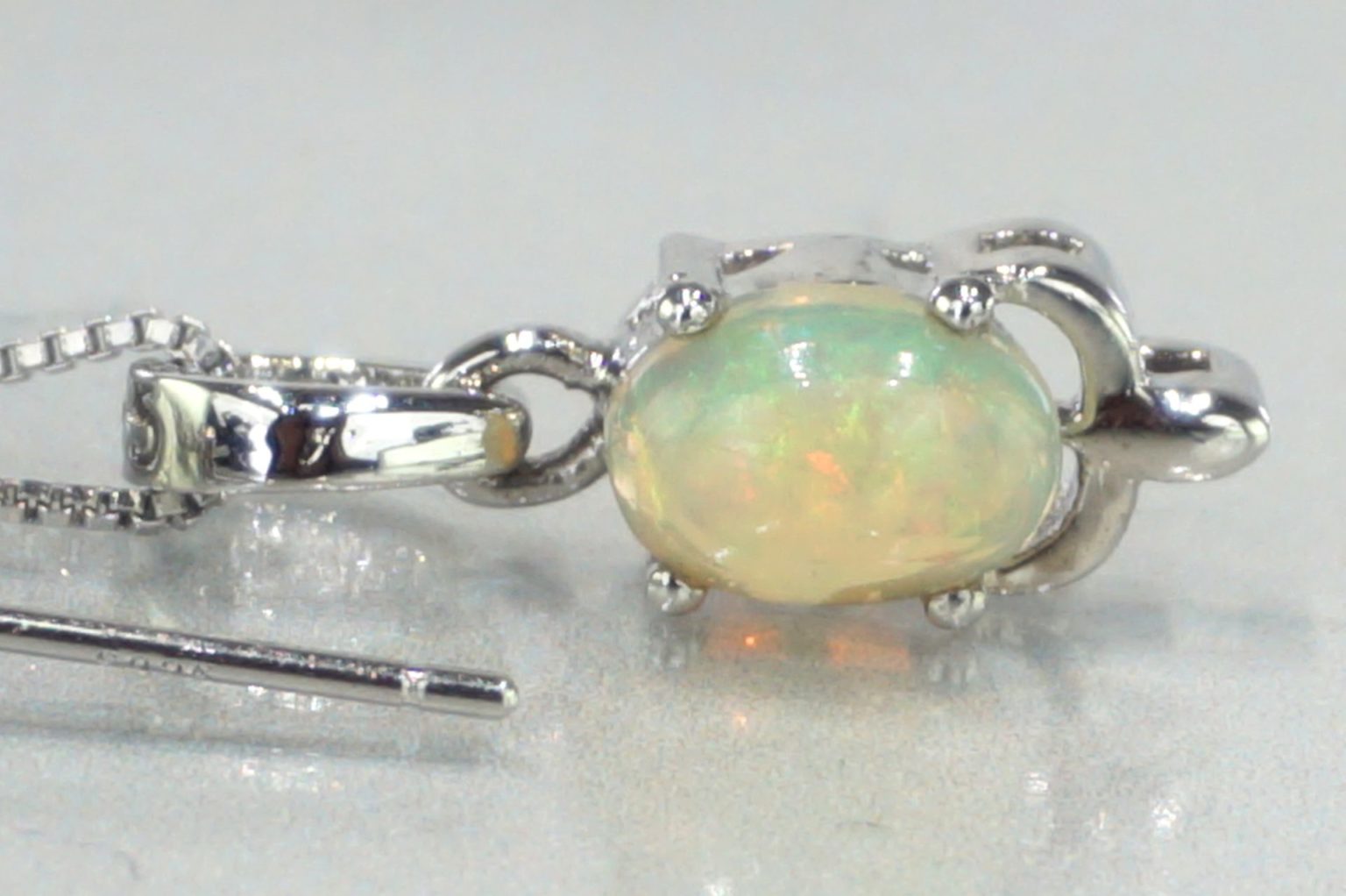 a-precious-opal-pendant02