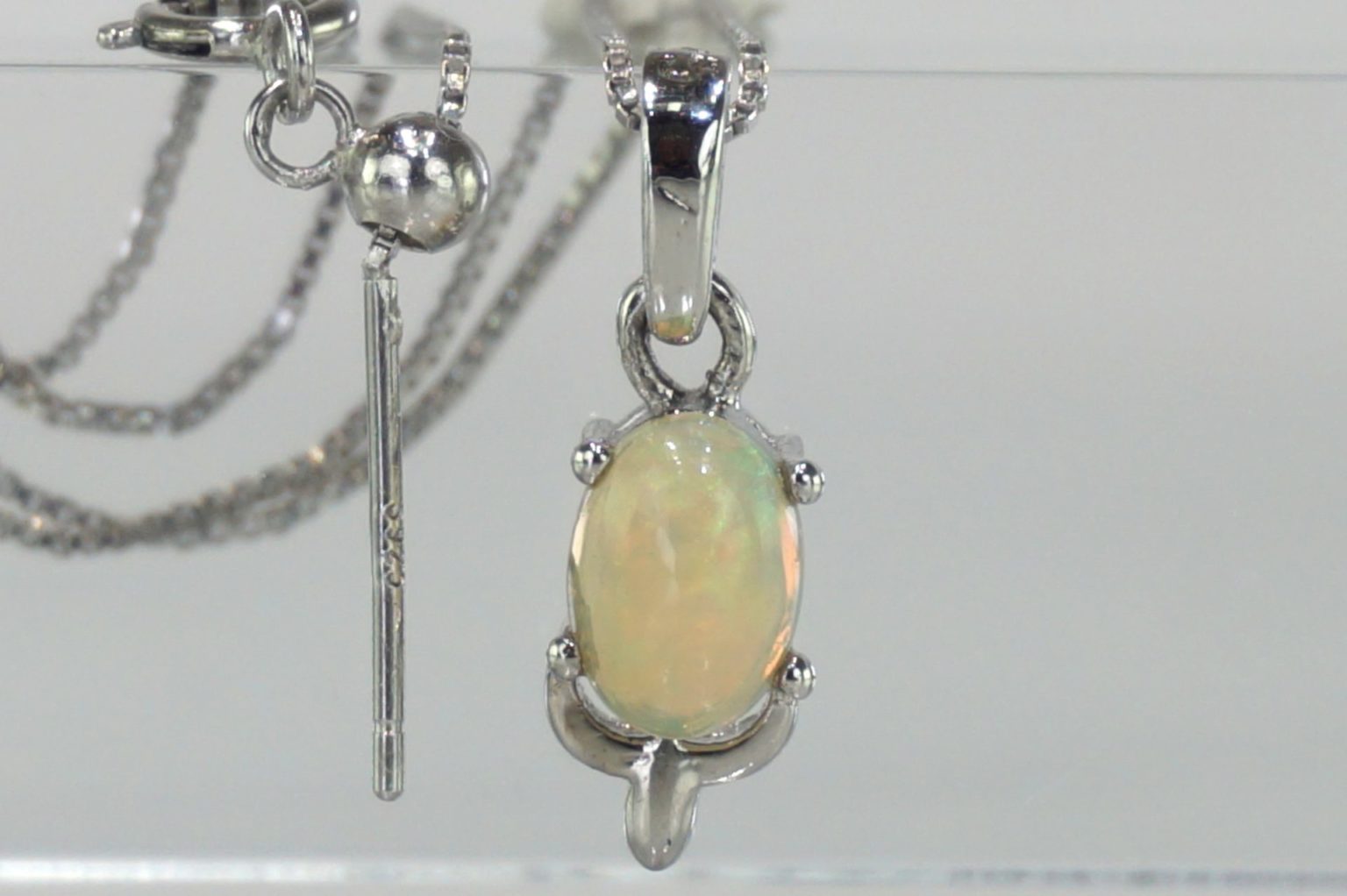 a-precious-opal-pendant02