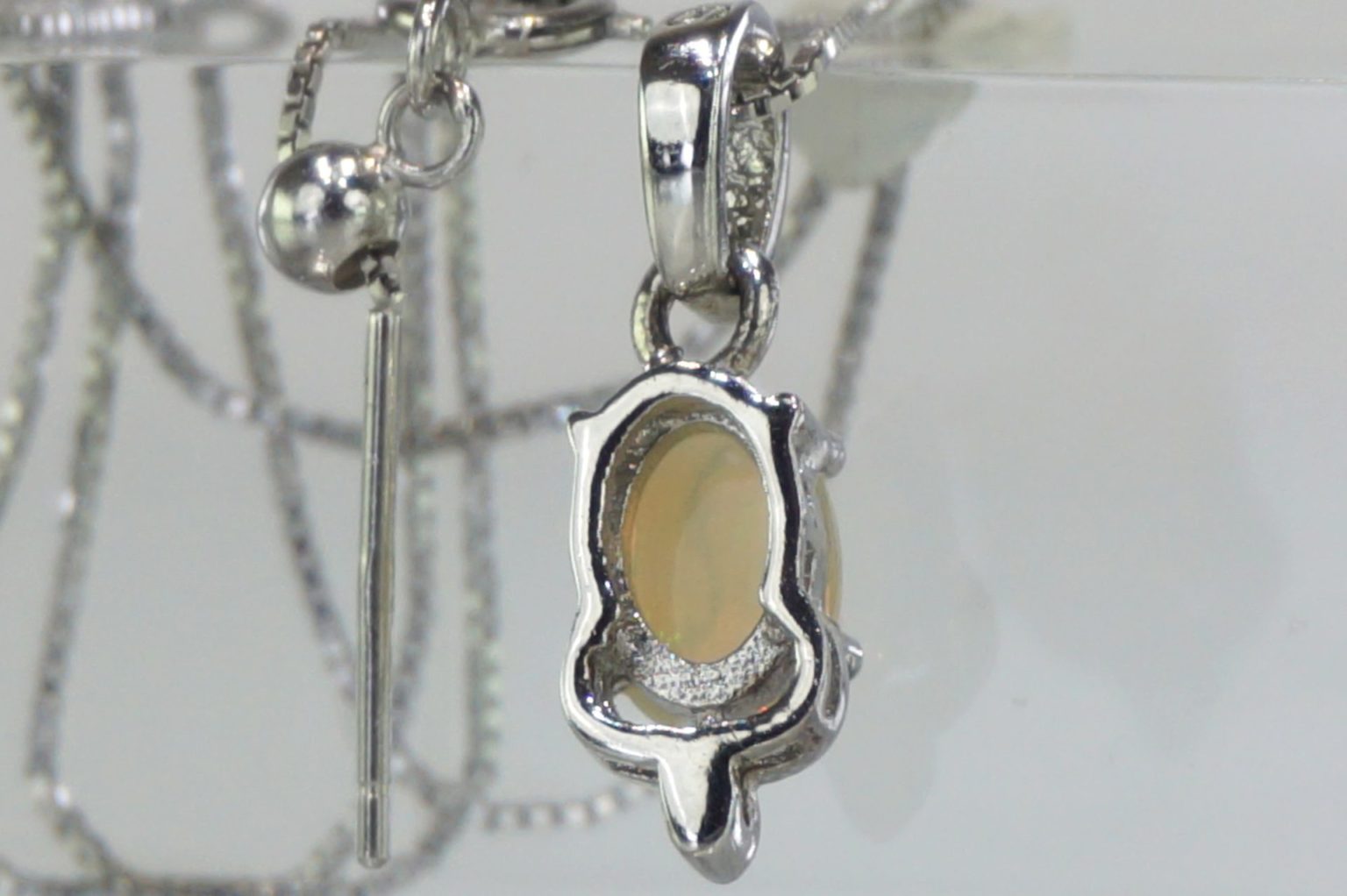 a-precious-opal-pendant02