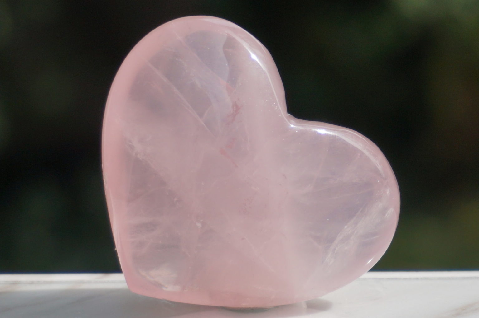 高品質スターローズクォーツのハート型ハンドポリッシュ 高品質スター