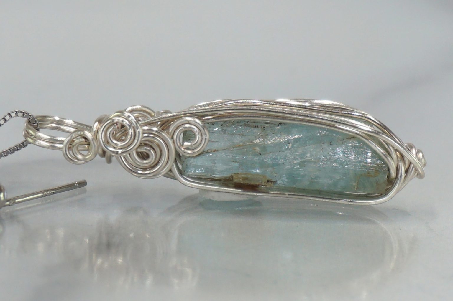 ural-aquamarine-wire01