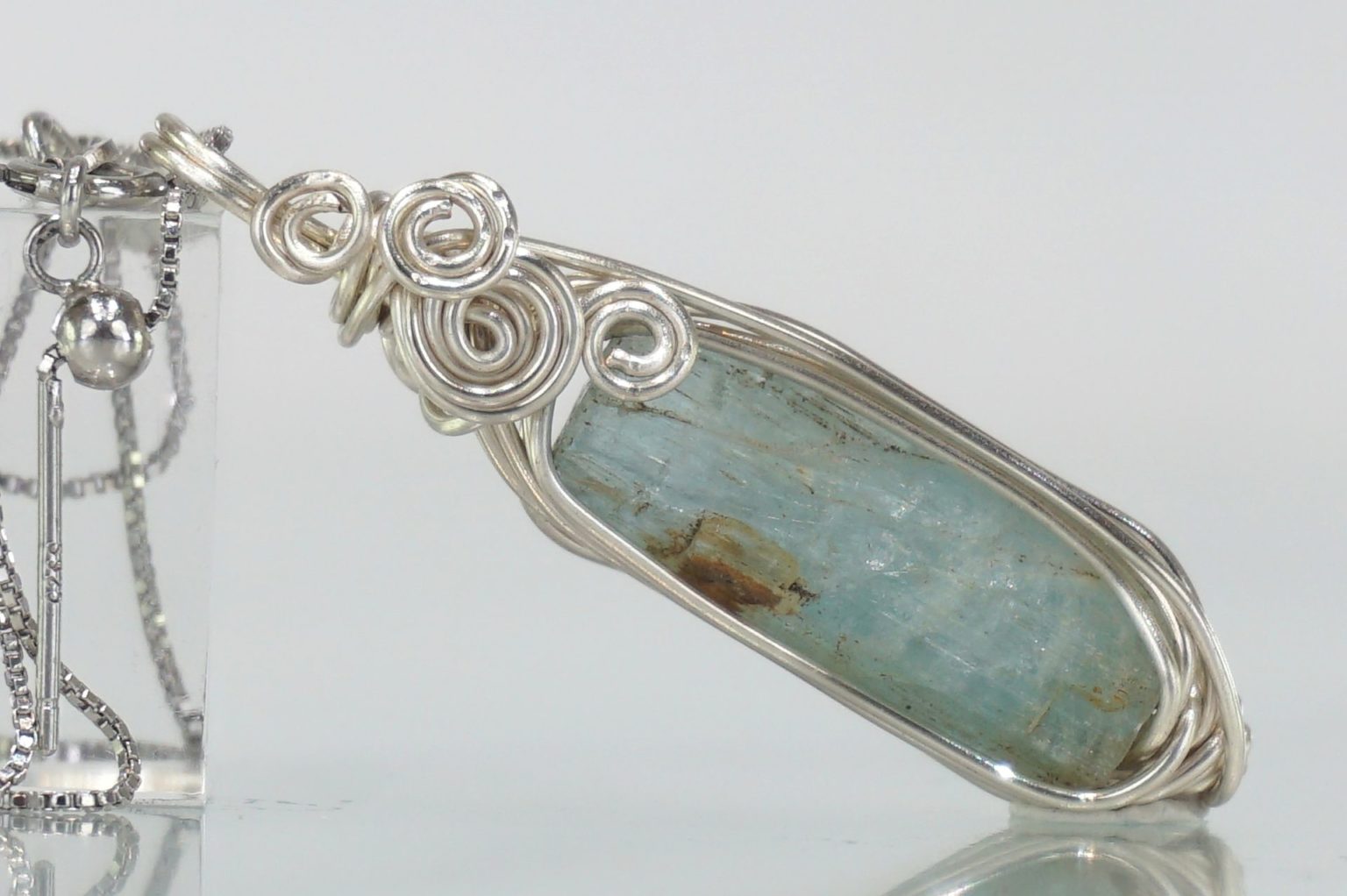 ural-aquamarine-wire01