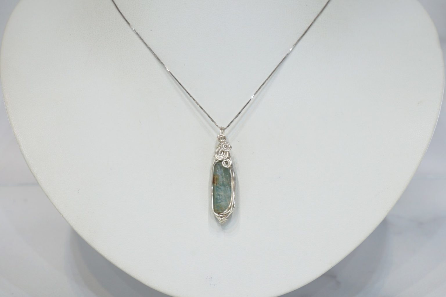 ural-aquamarine-wire01