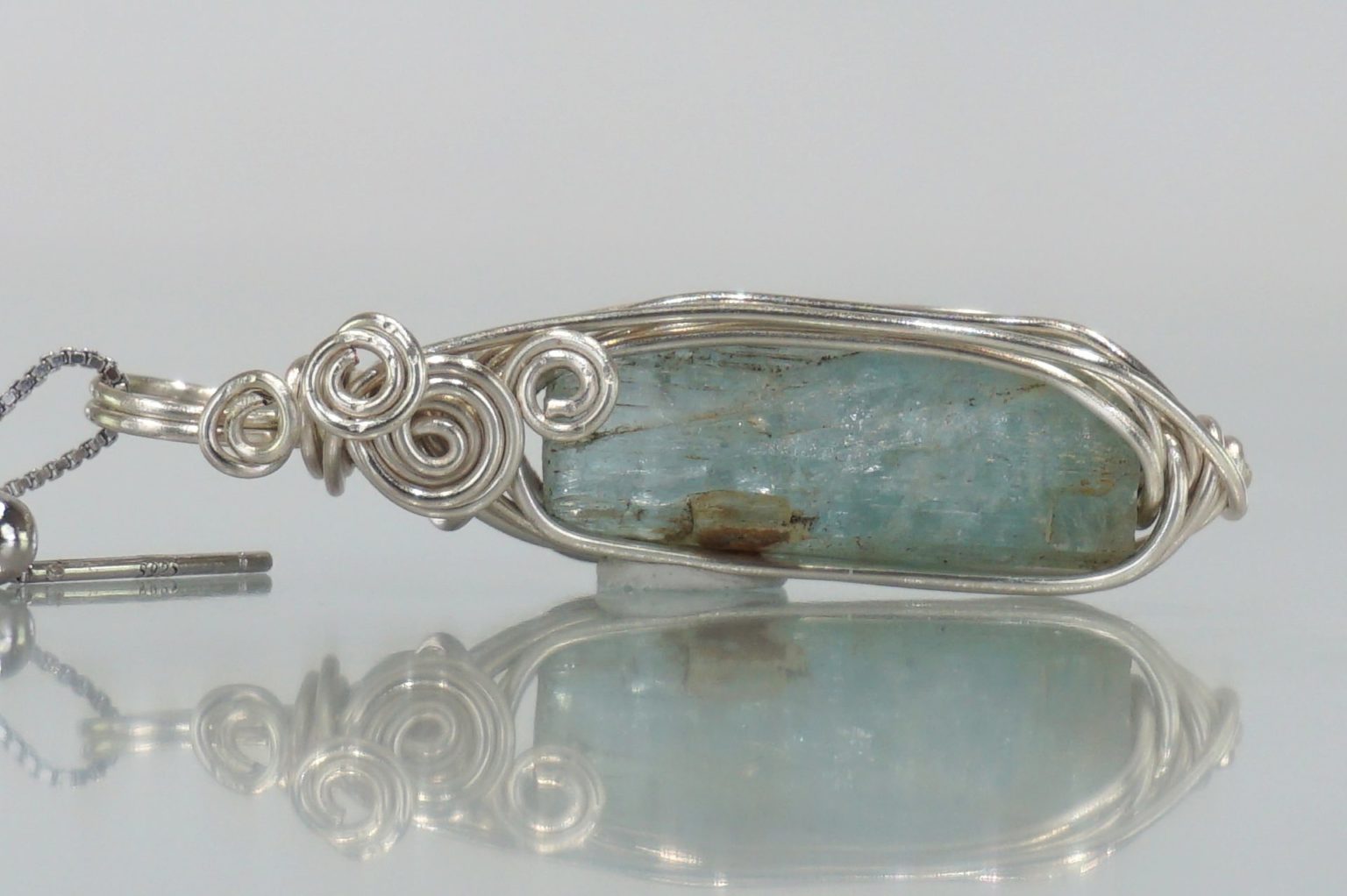 ural-aquamarine-wire01