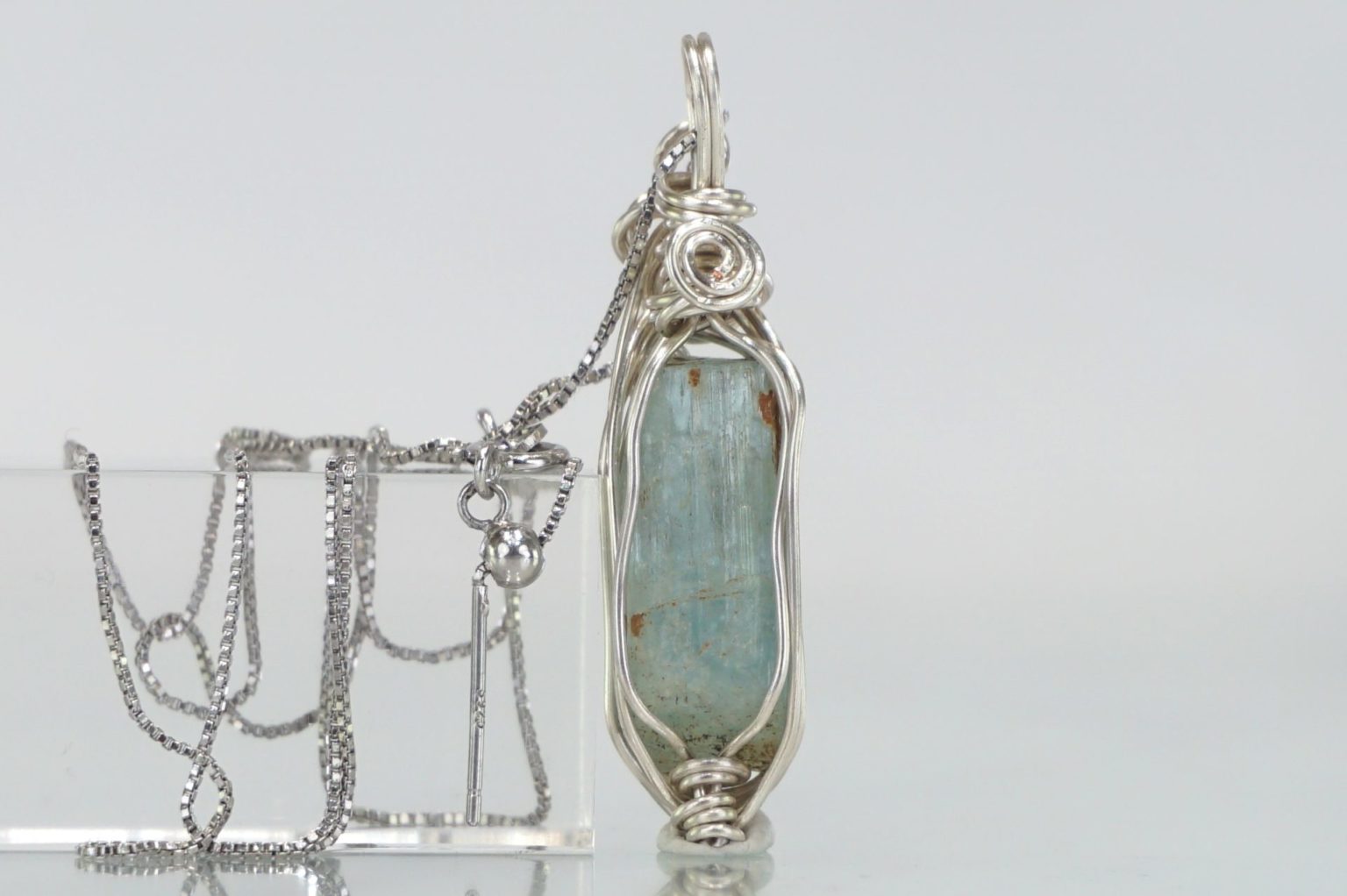 ural-aquamarine-wire01