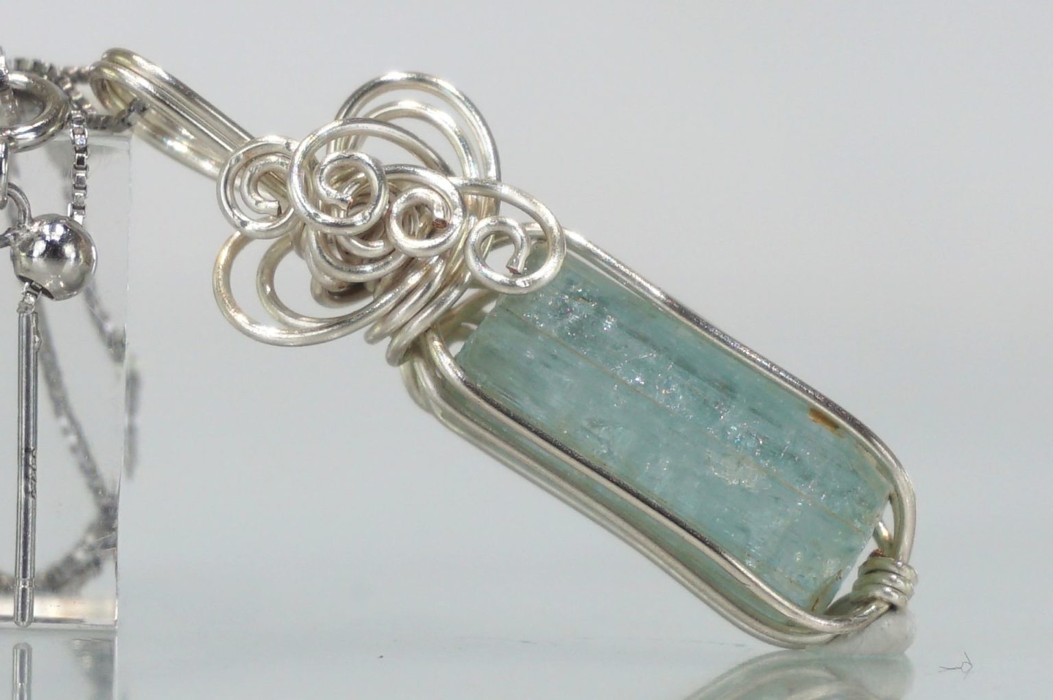 ural-aquamarine-wire02
