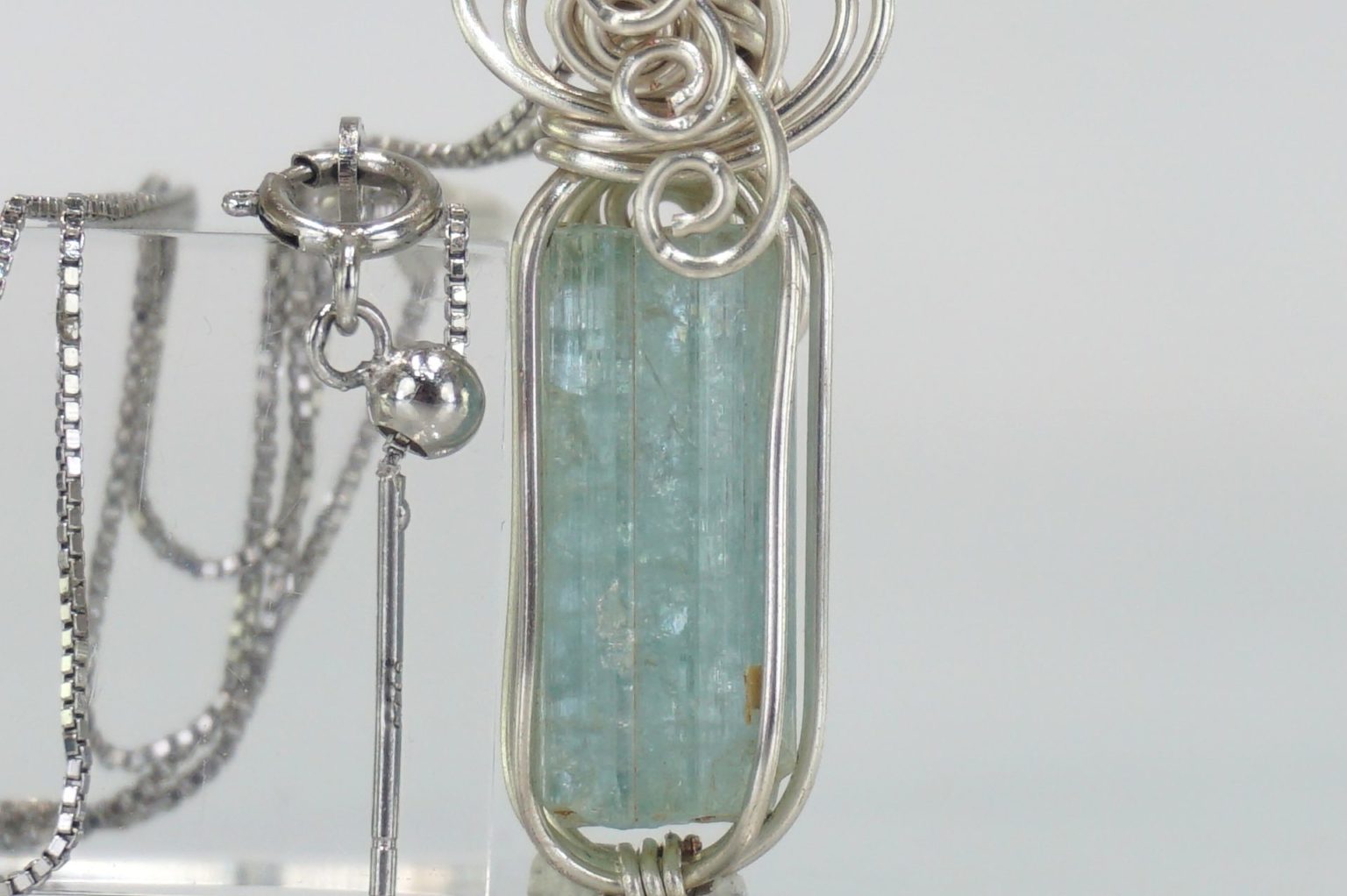 ural-aquamarine-wire02