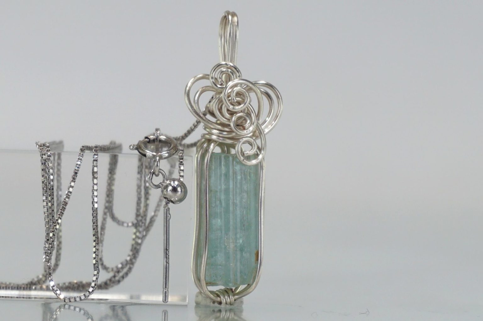 ural-aquamarine-wire02