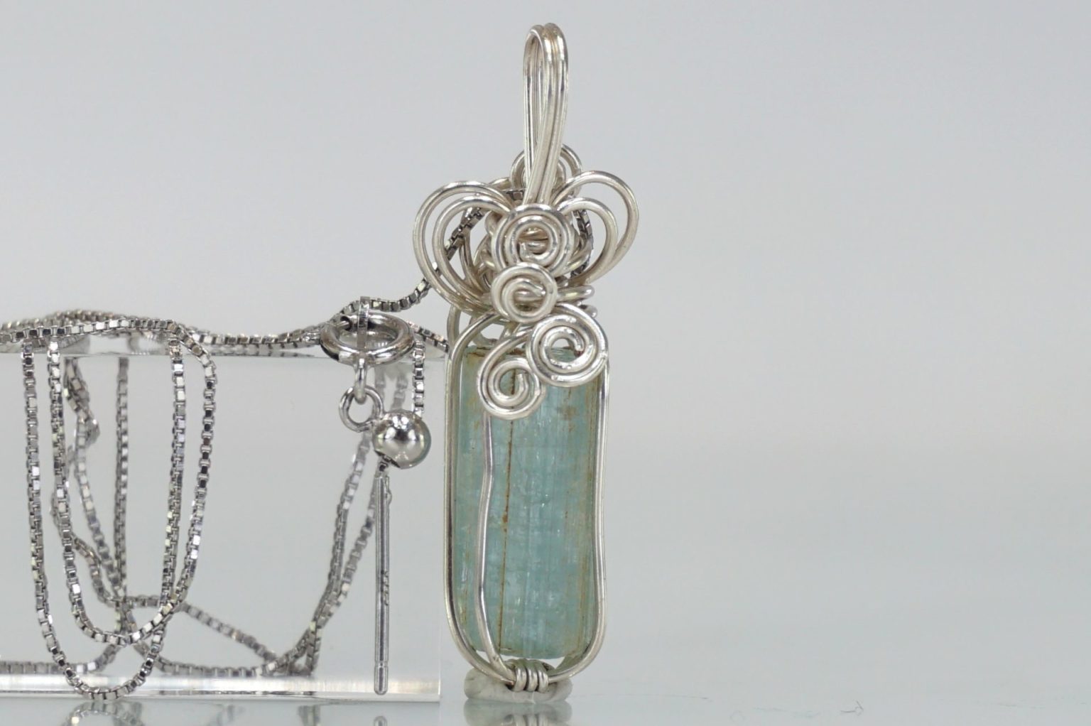 ural-aquamarine-wire02