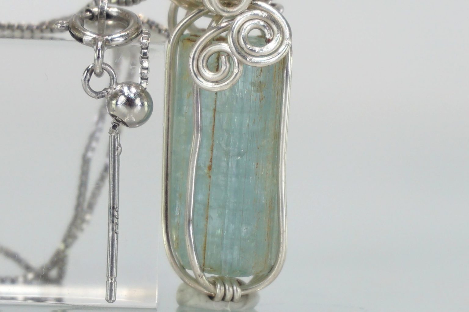 ural-aquamarine-wire02