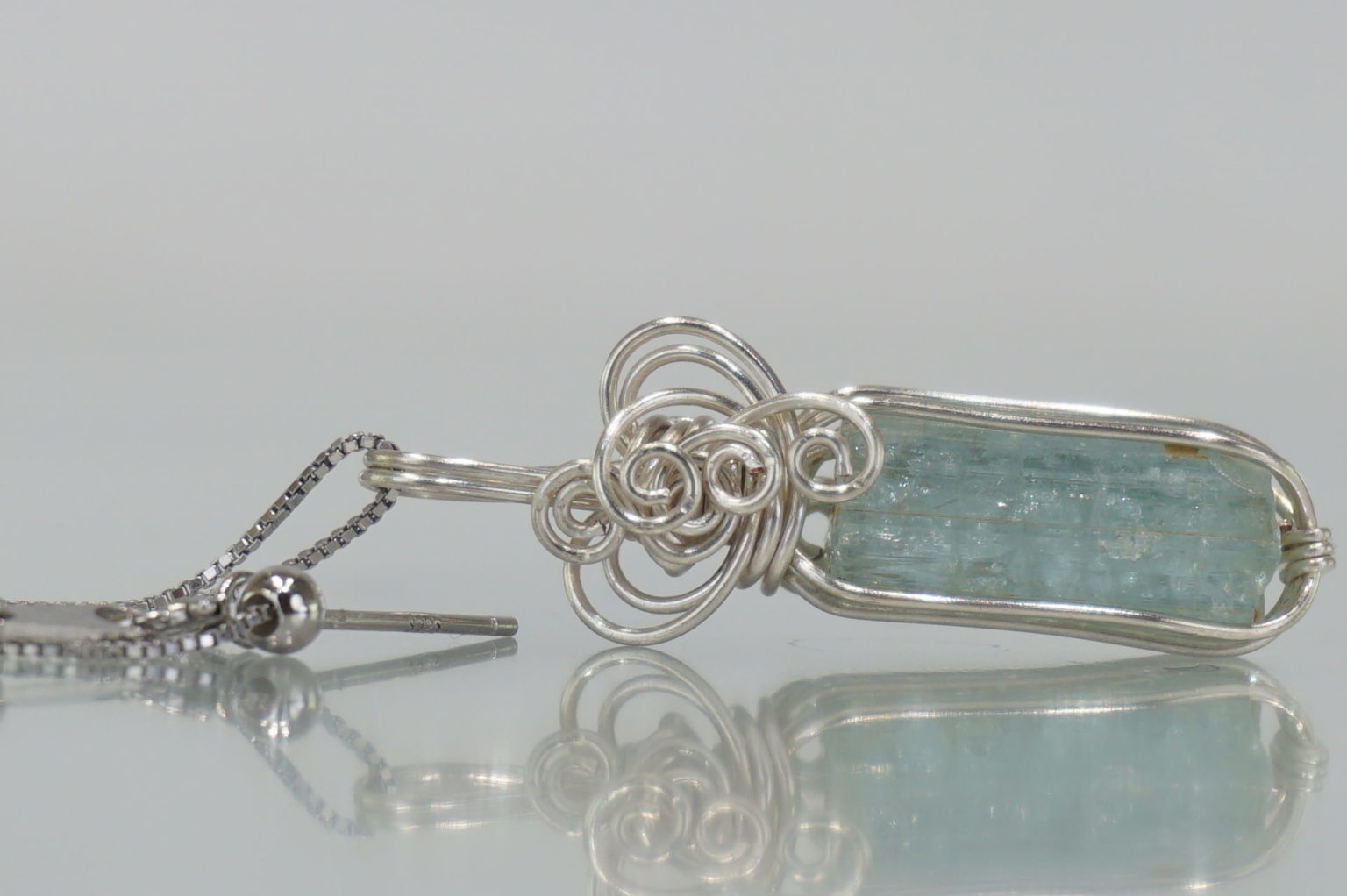 ural-aquamarine-wire02
