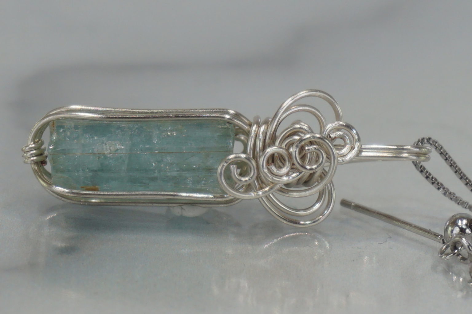 ural-aquamarine-wire02