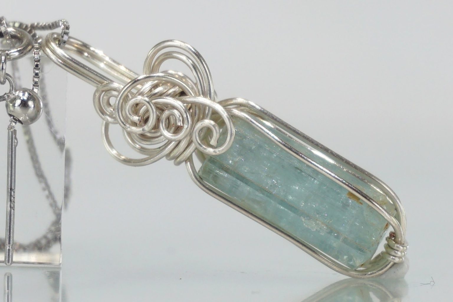 ural-aquamarine-wire02