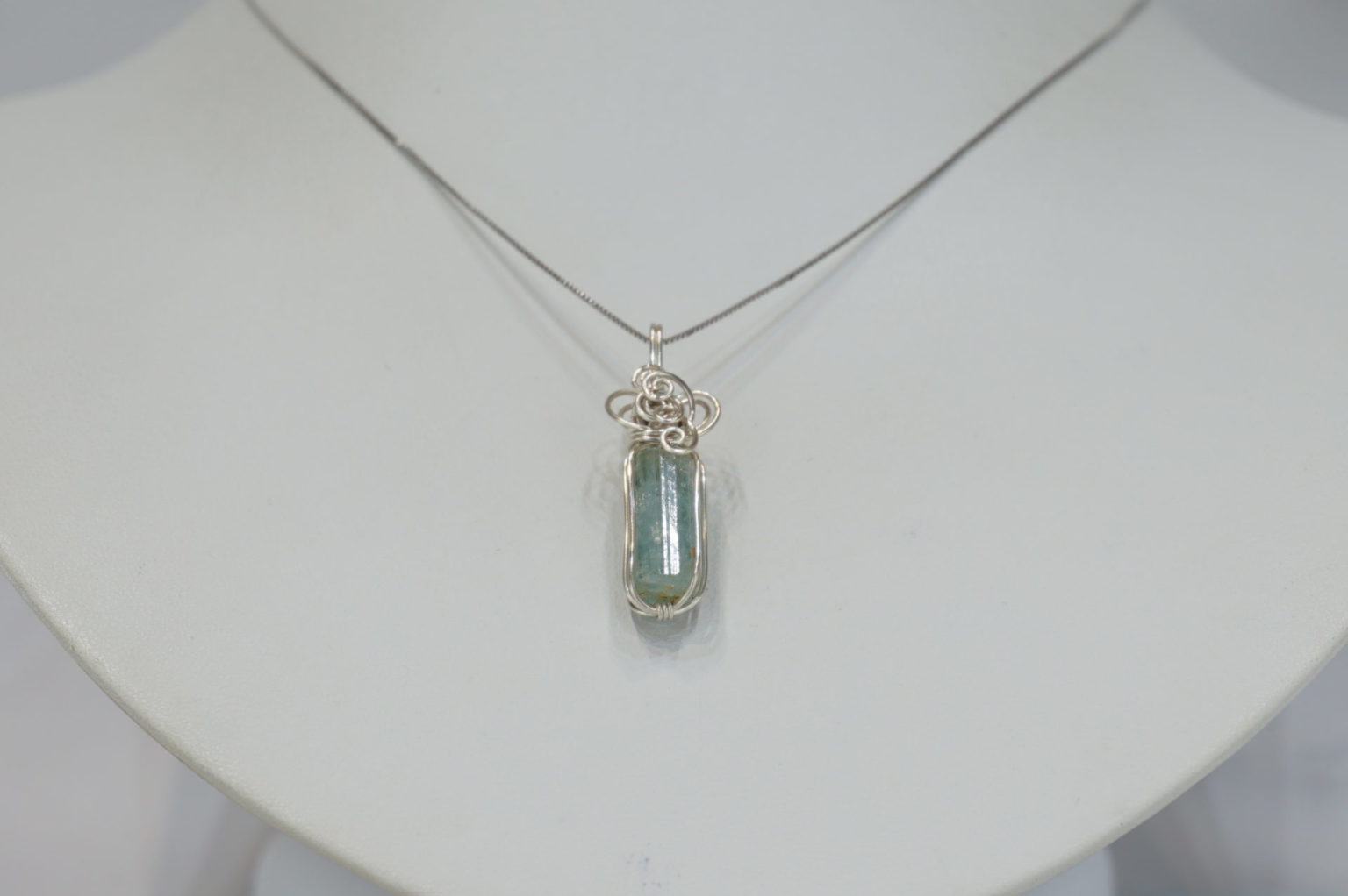 ural-aquamarine-wire02