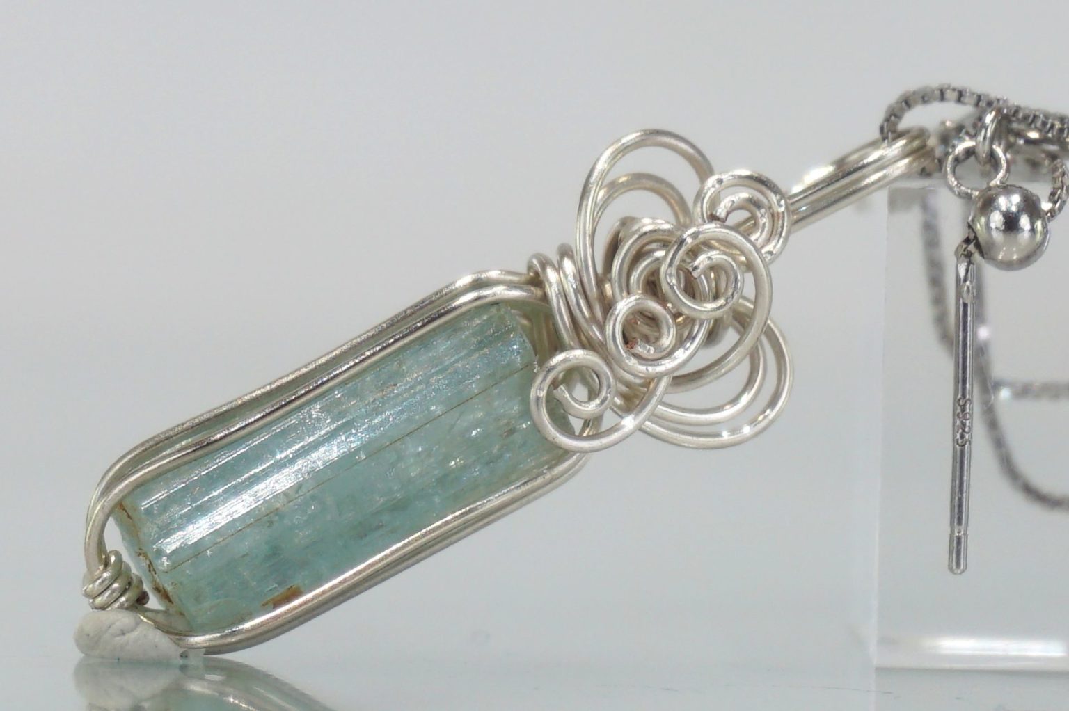 ural-aquamarine-wire02