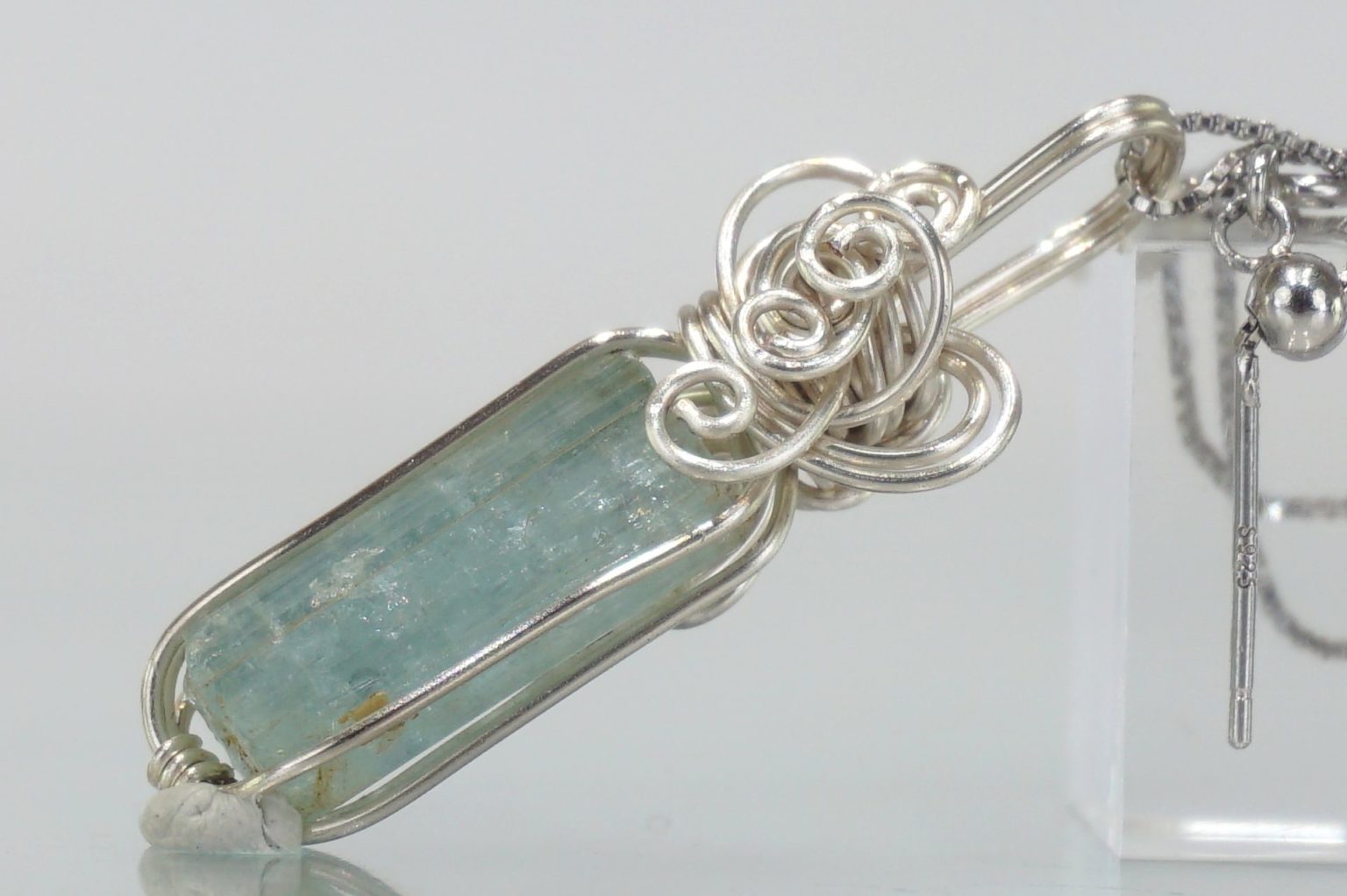 ural-aquamarine-wire02