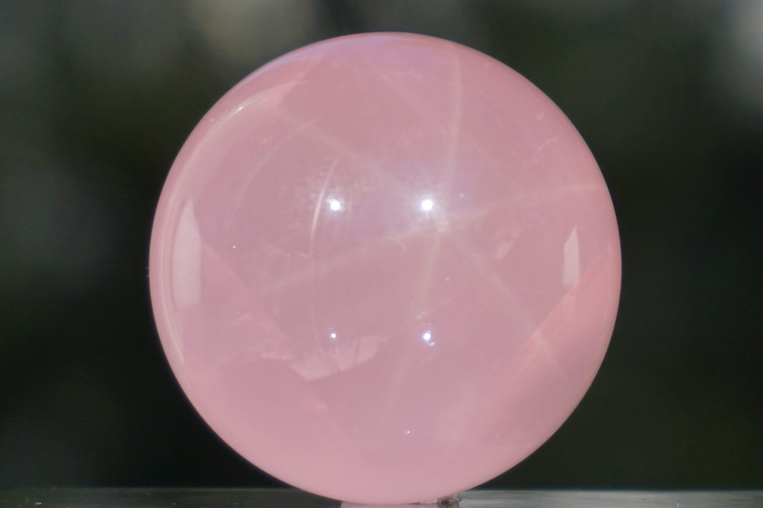 スターディープローズクォーツ【高品質・希少】 - リアファル