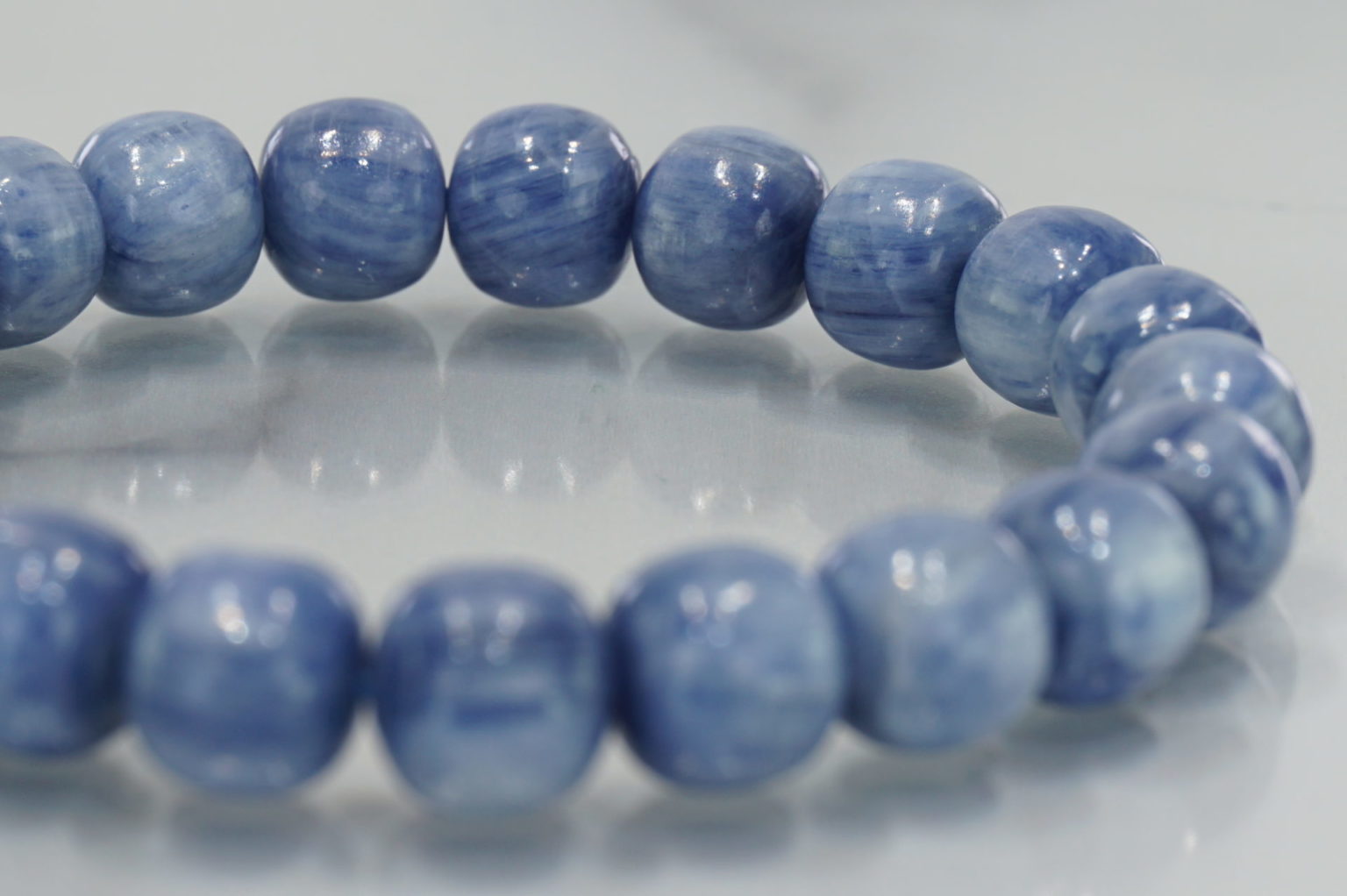 i-kyanite-bracelet02