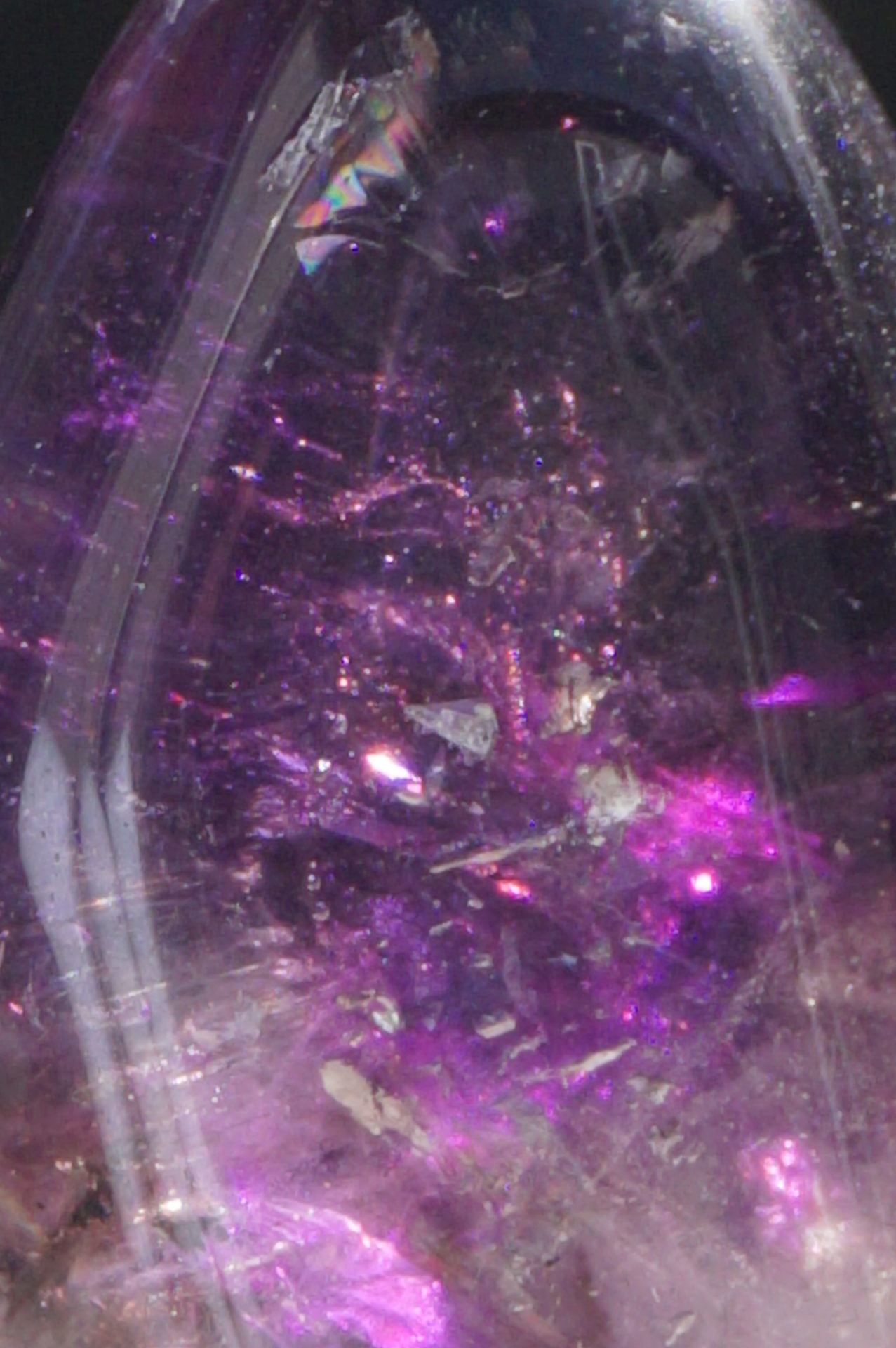 ブランドバーグアメジスト 炎の山 オムクルバロ リアファル 02