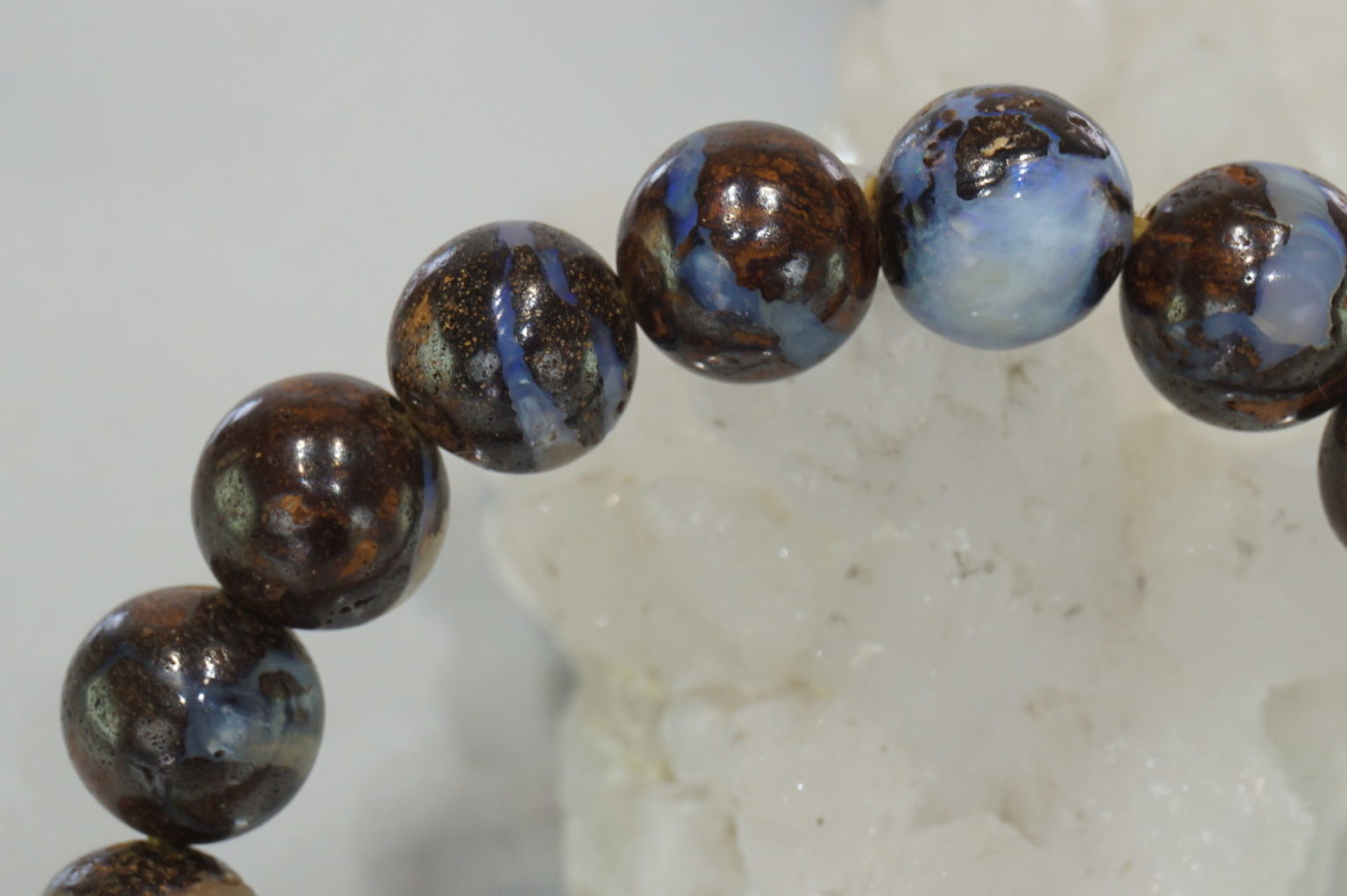i-australia-boulder-opal-bracelet02