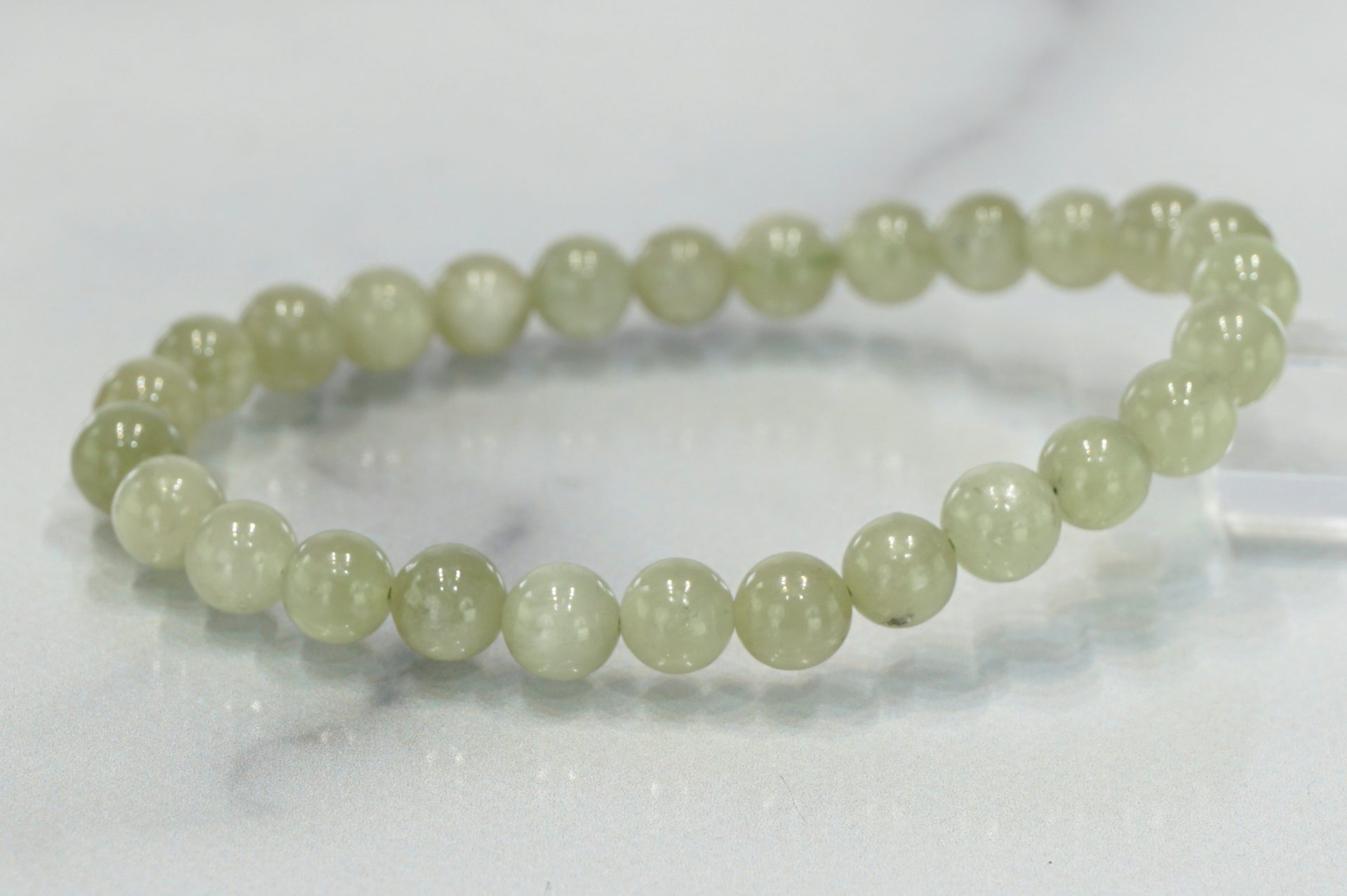 i-hiddenite-bracelet01