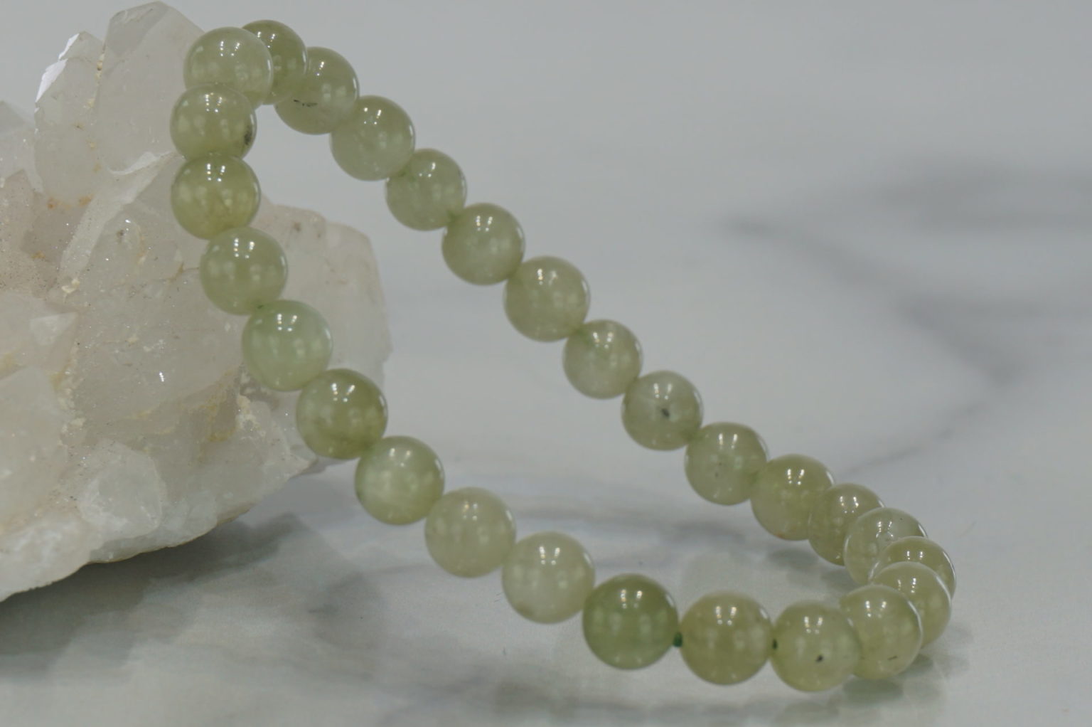 i-hiddenite-bracelet01