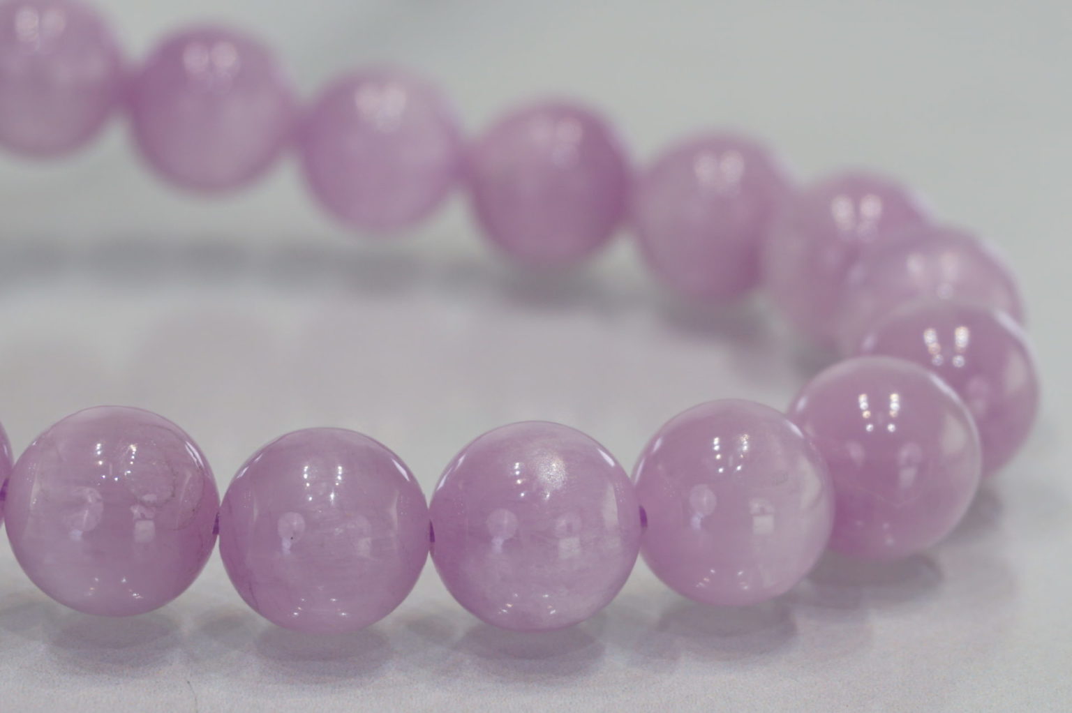 i-kunzite-bracelet-06