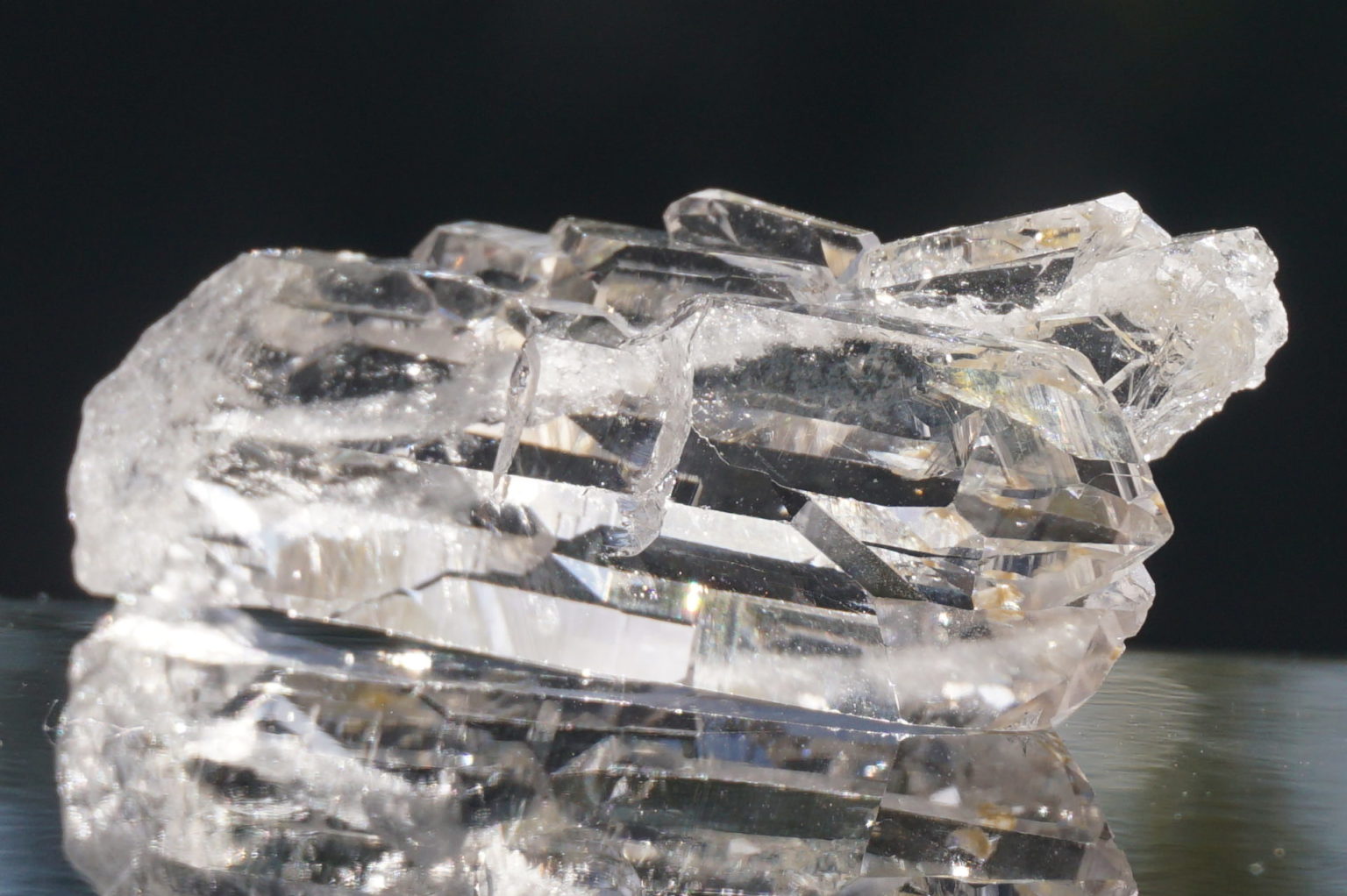 italy-alps-faden-quartz-top