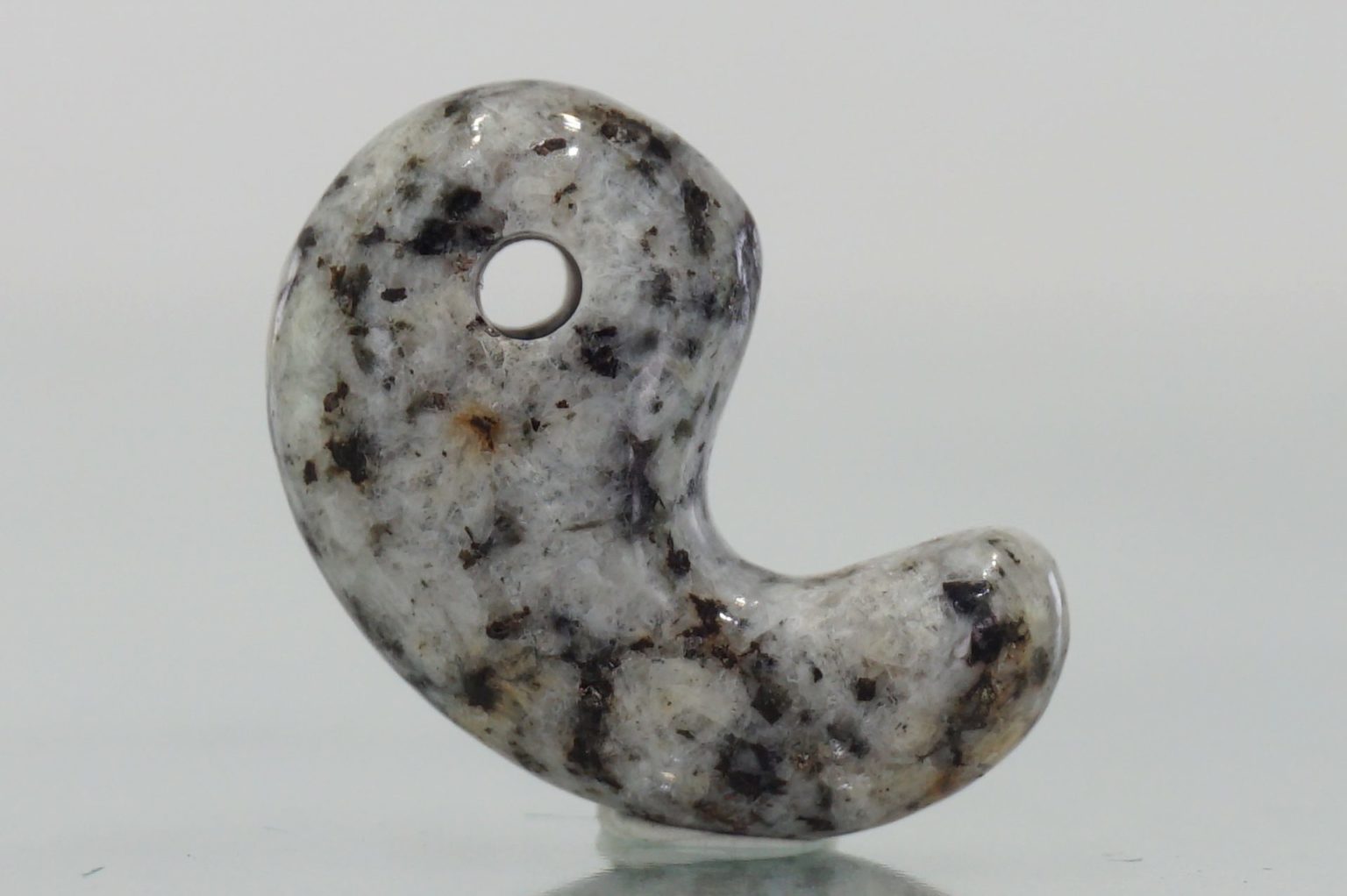 kurama-ishi-magatama04