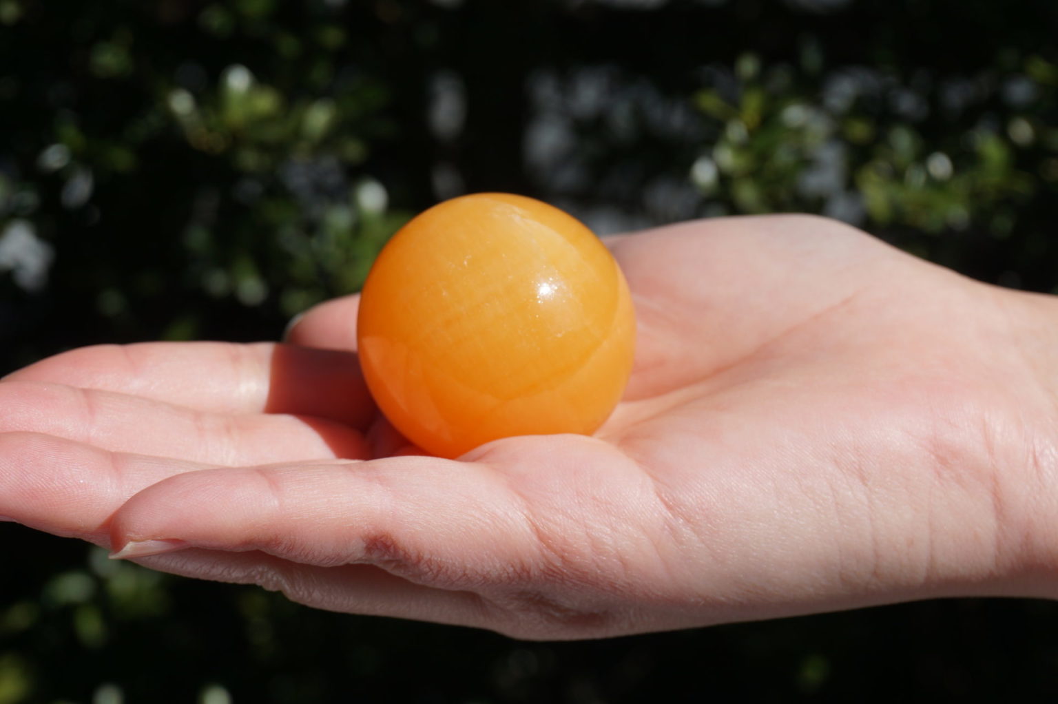 orange-calcite-sphere-top03