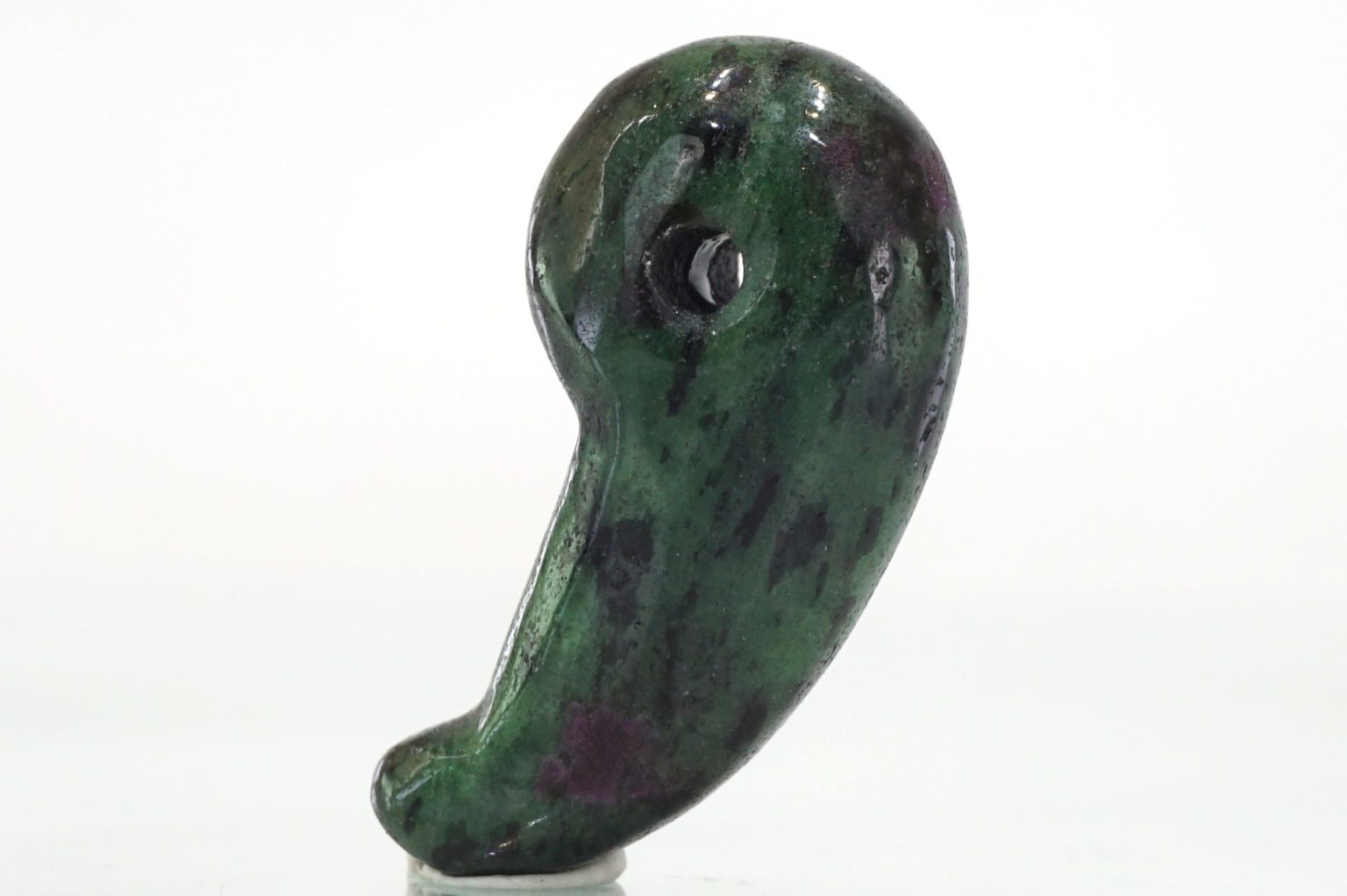 ruby-in-zoisite-magatama03