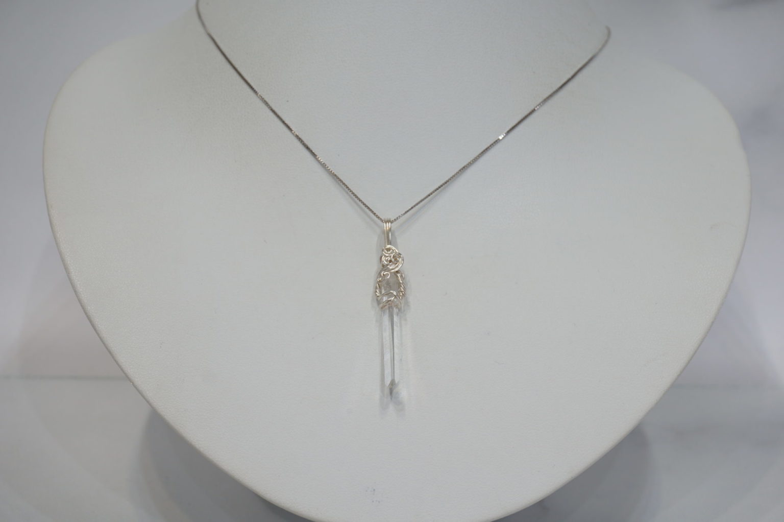 sentient-plasma-wirependant26