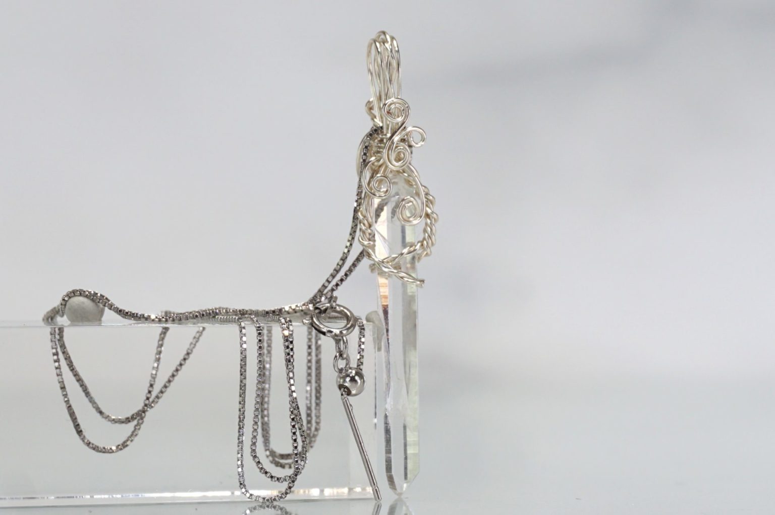 sentient-plasma-wirependant27