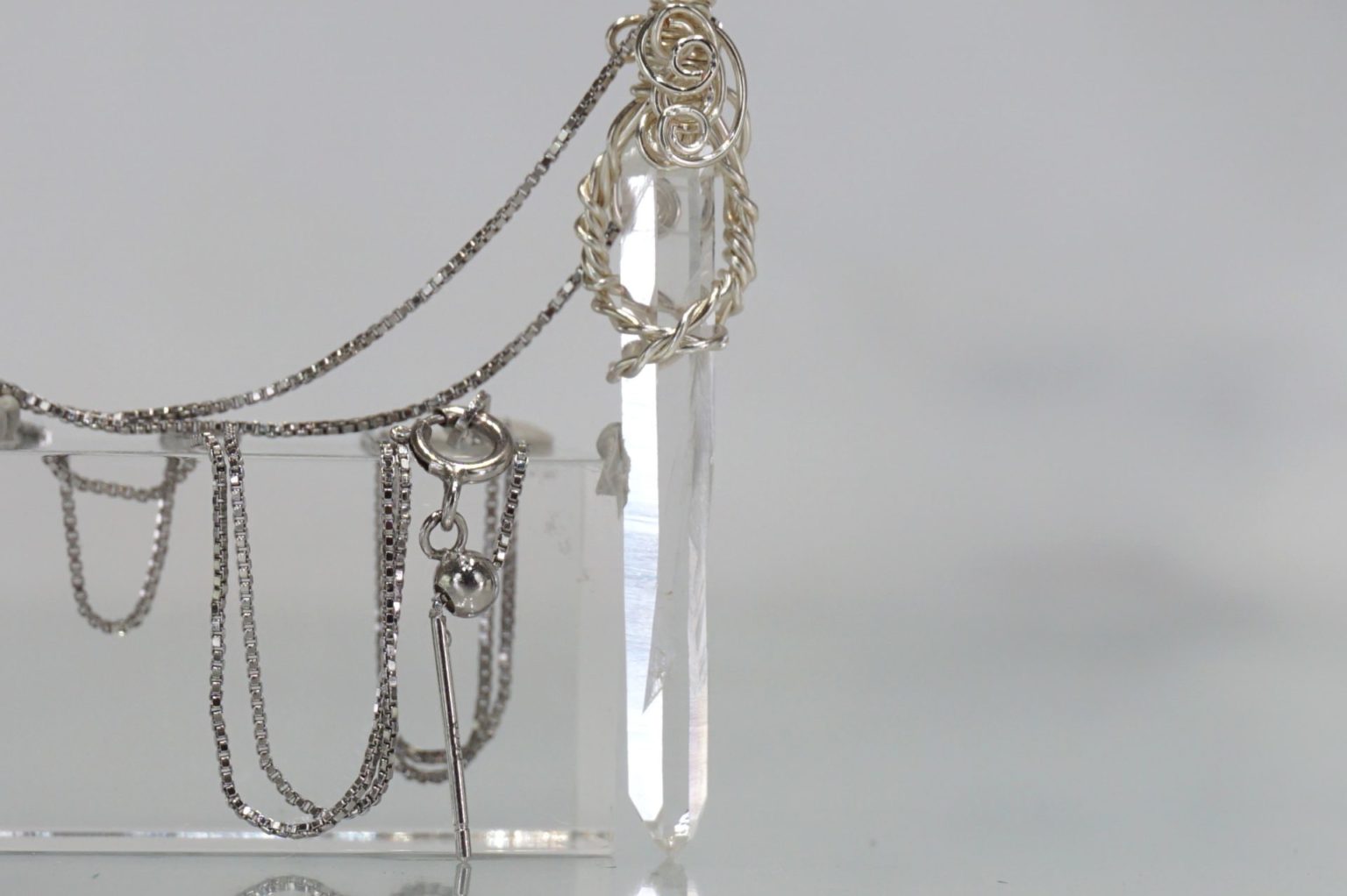 sentient-plasma-wirependant27