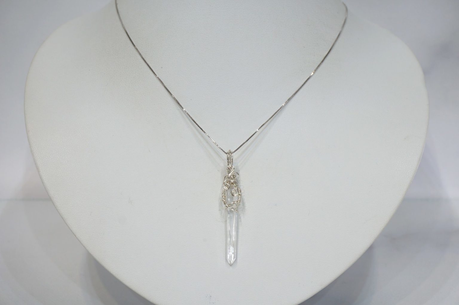 sentient-plasma-wirependant27