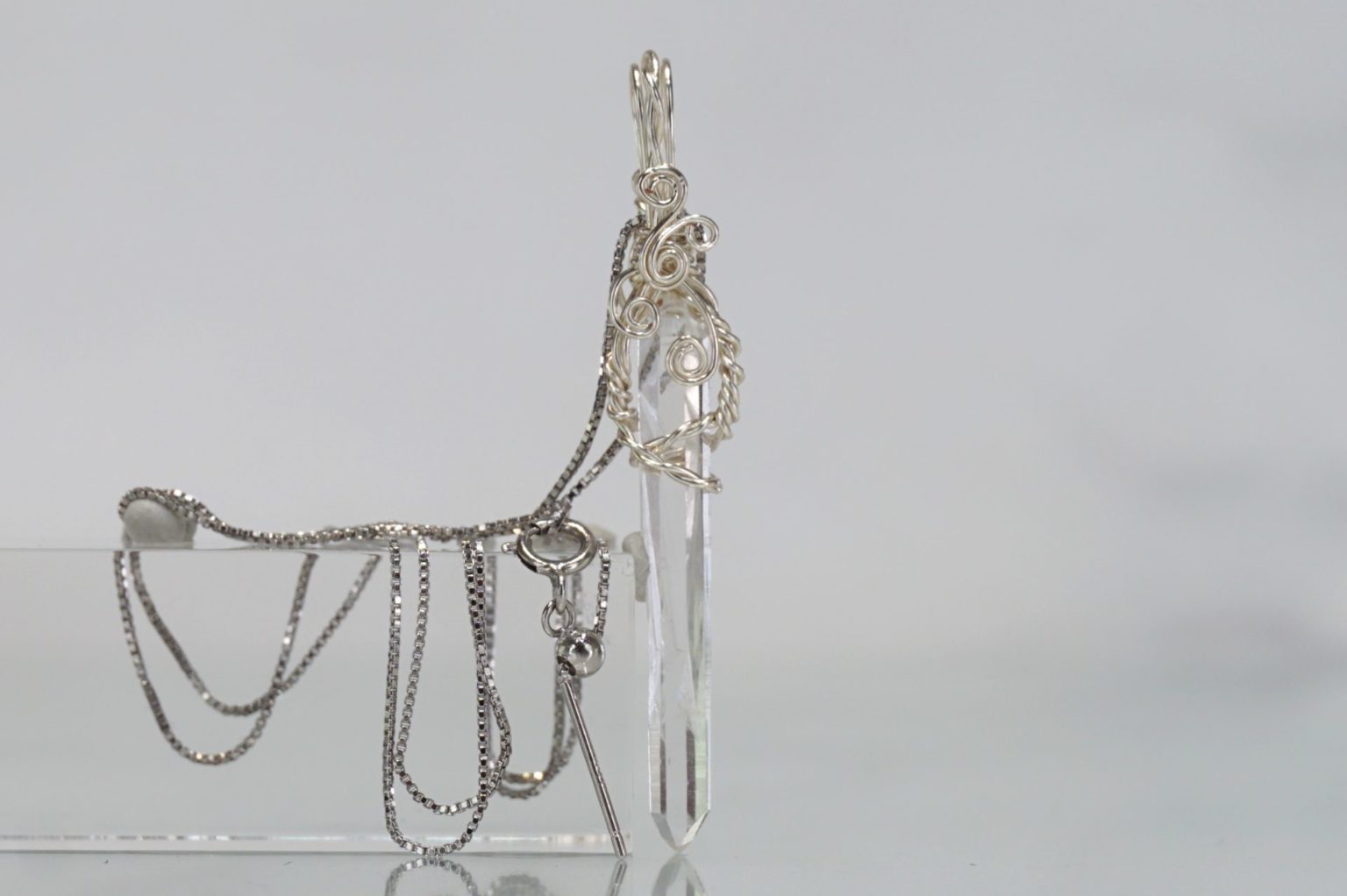 sentient-plasma-wirependant27