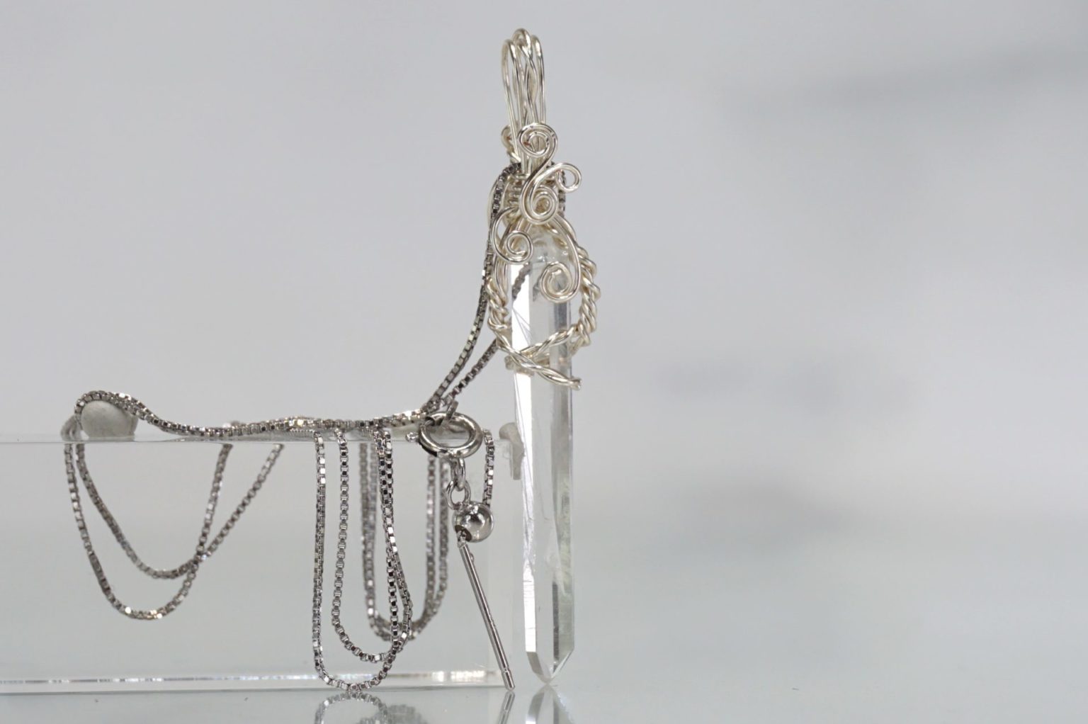 sentient-plasma-wirependant27