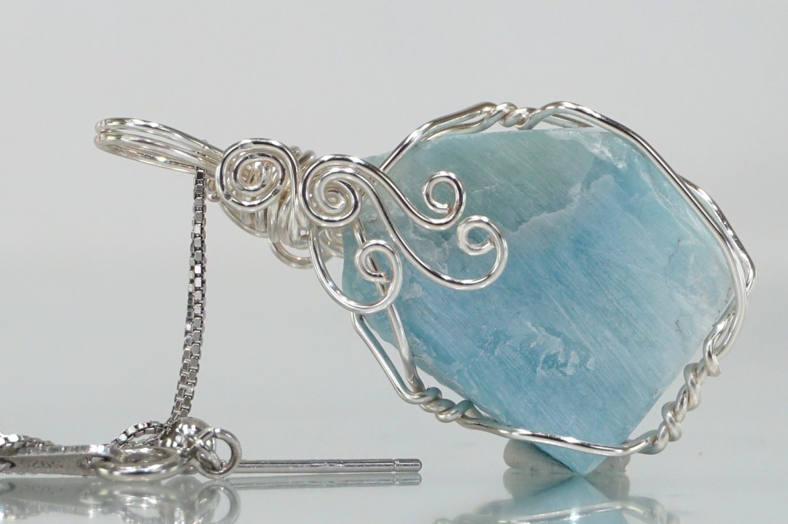 a-larimar-wire02