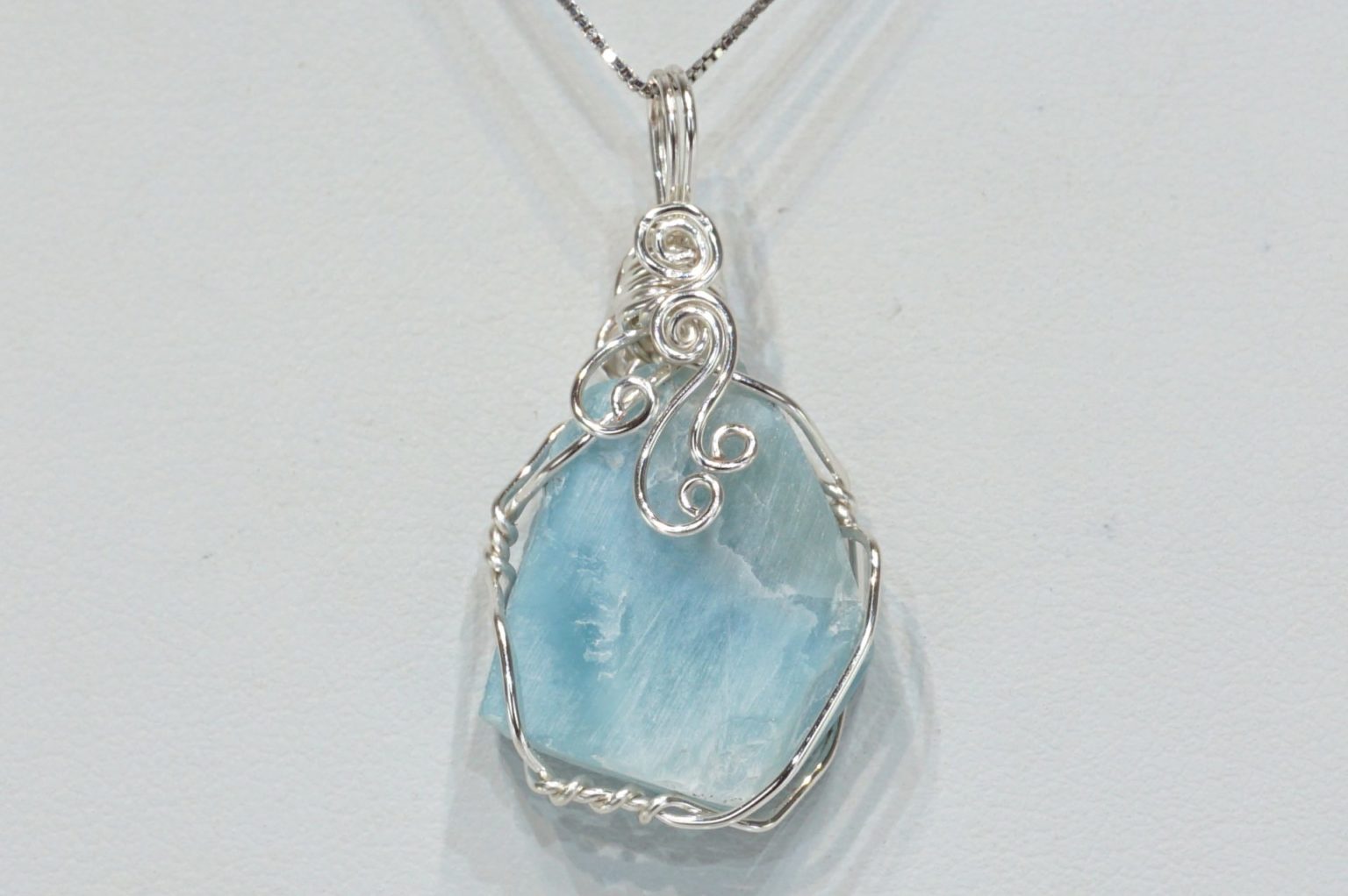 a-larimar-wire02