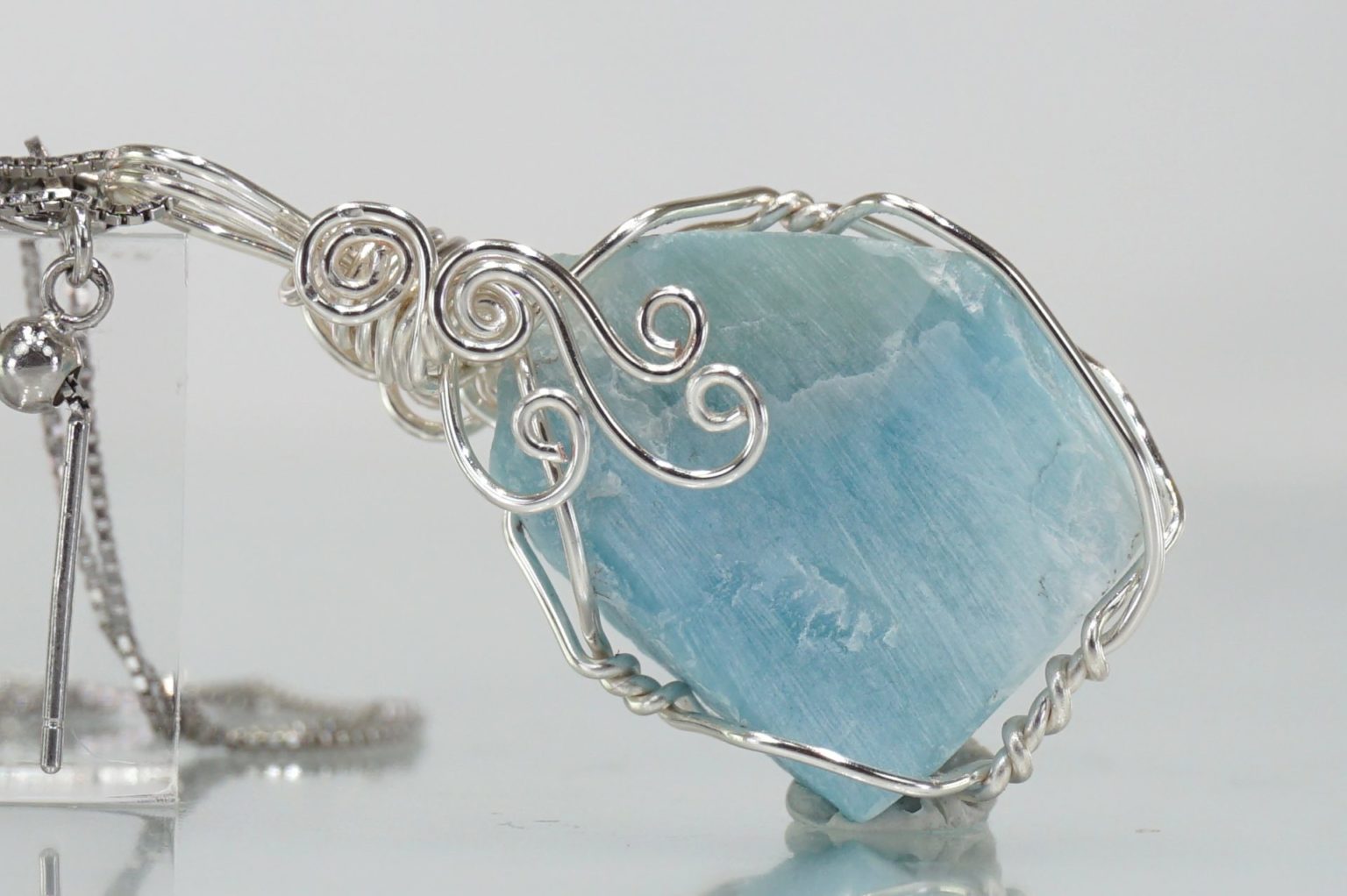 a-larimar-wire02