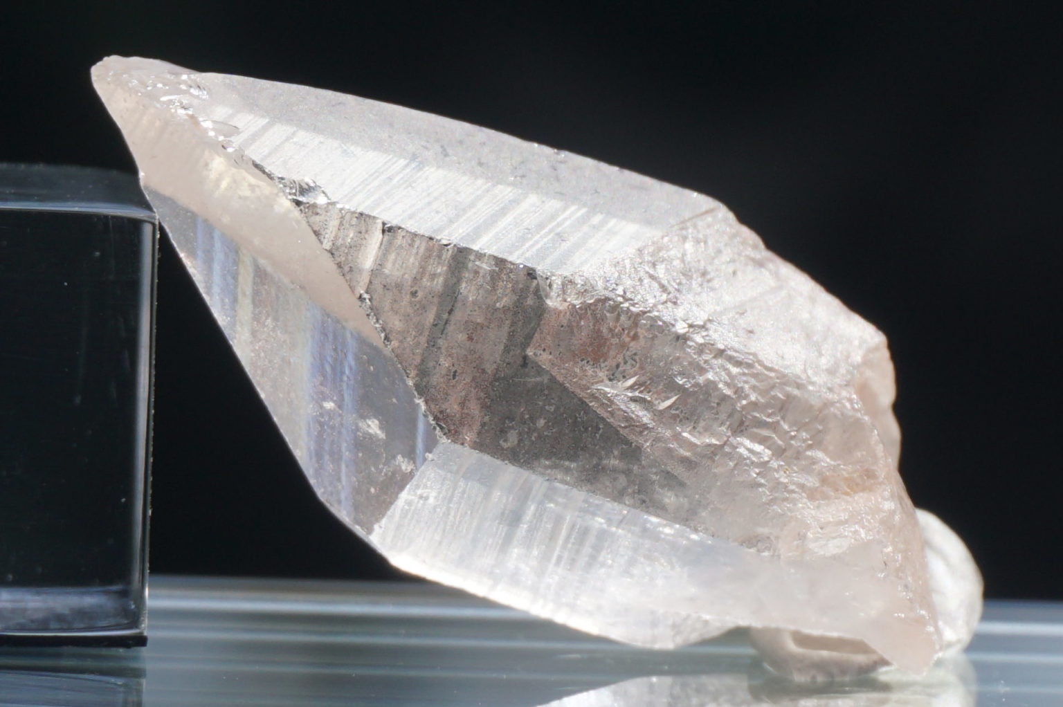 brazil-pink-lemurian-o04