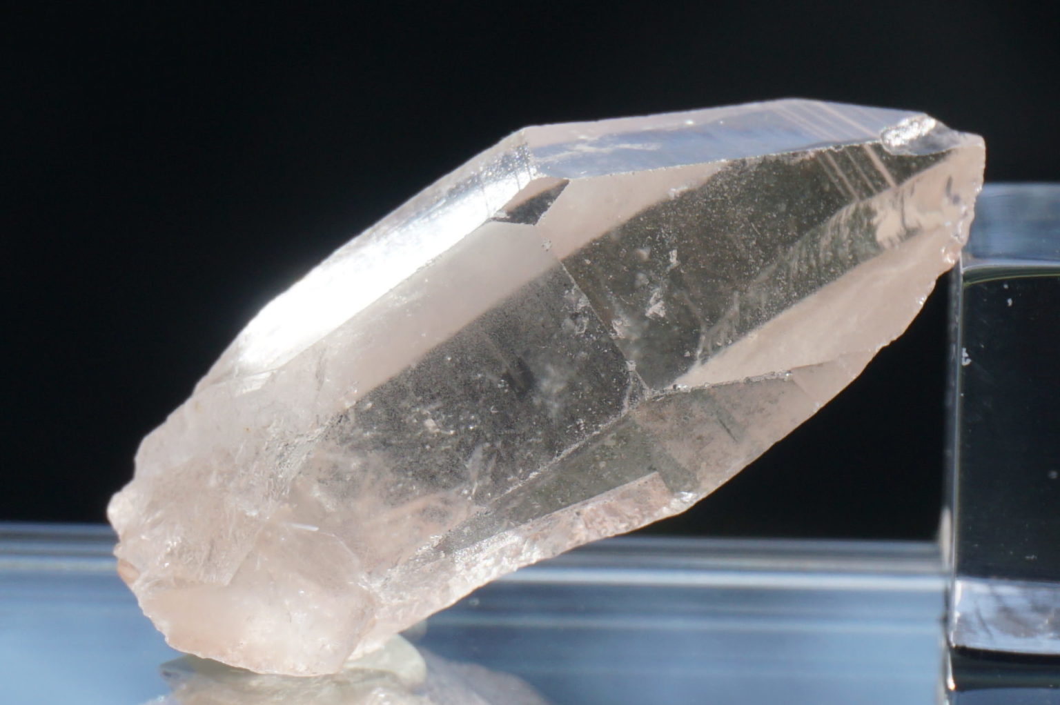 brazil-pink-lemurian-o04