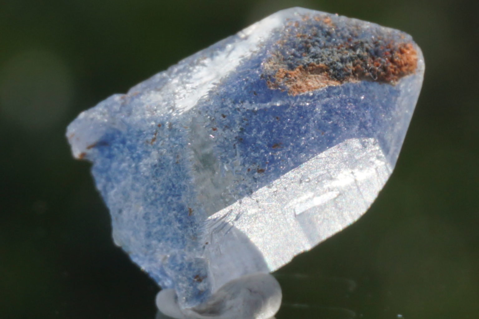 dumortierite-in-quartz20