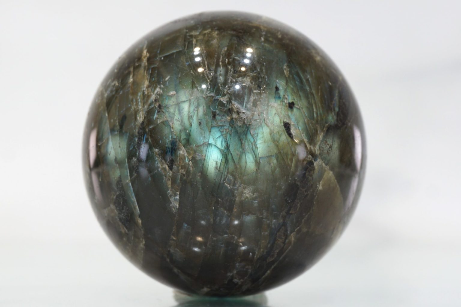 labradrite-sphere05