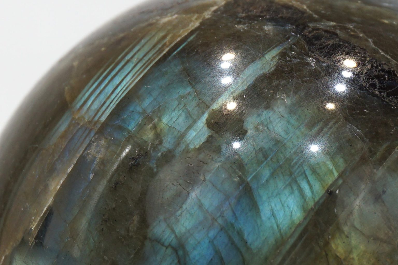 labradrite-sphere05