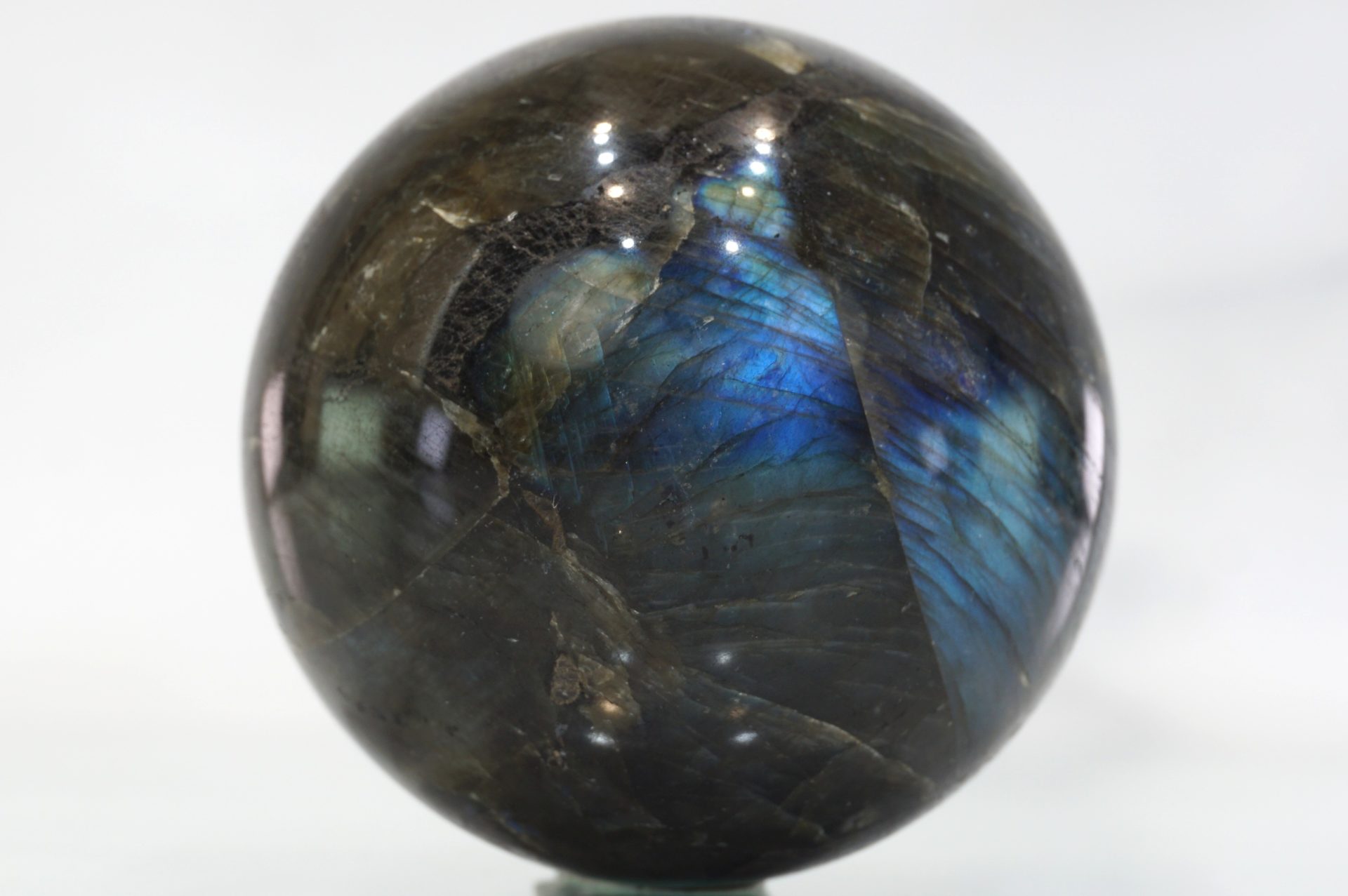 labradrite-sphere06
