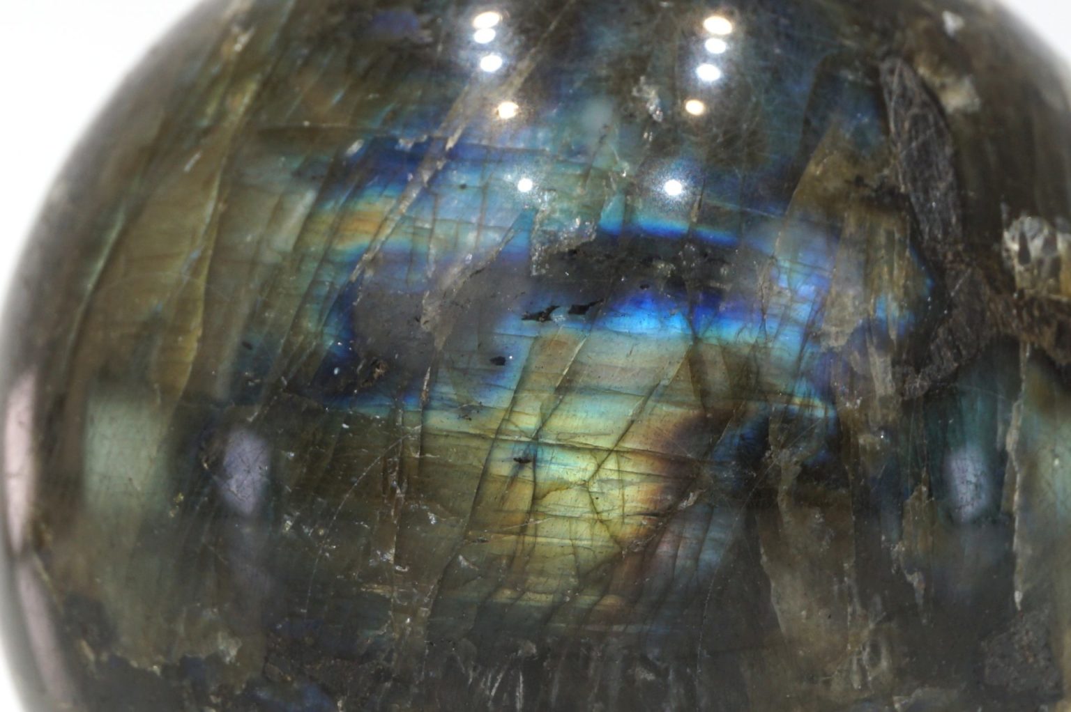 labradrite-sphere06