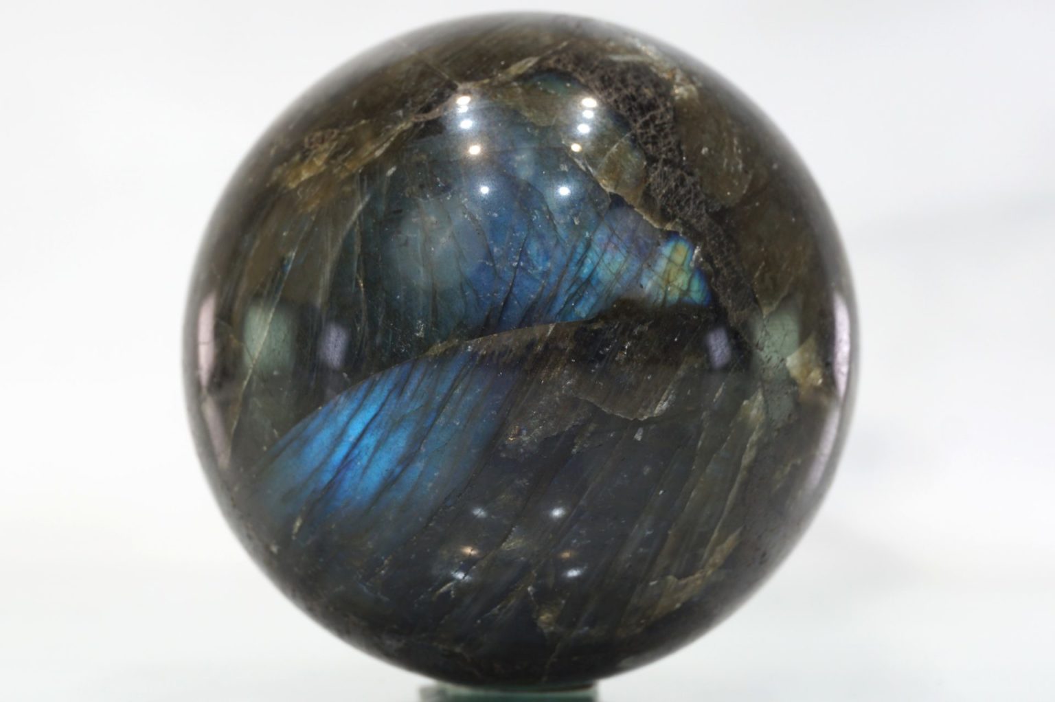 labradrite-sphere06