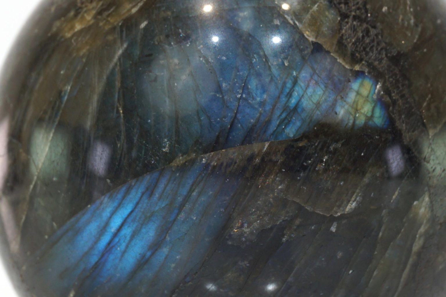 labradrite-sphere06